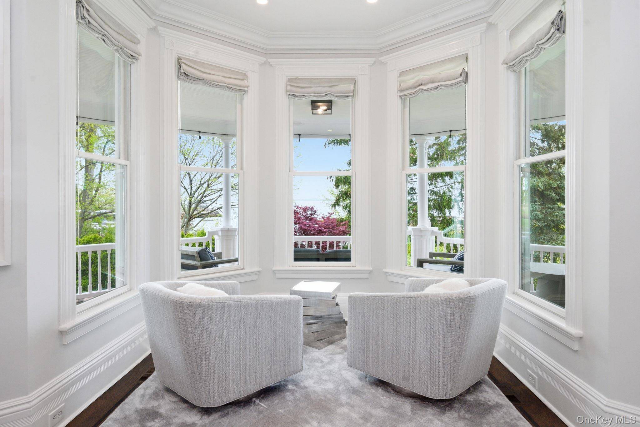 Casa com 5 Quartos à Beira-Mar à Venda em Larchmont - Nova Iorque - EUA - 7