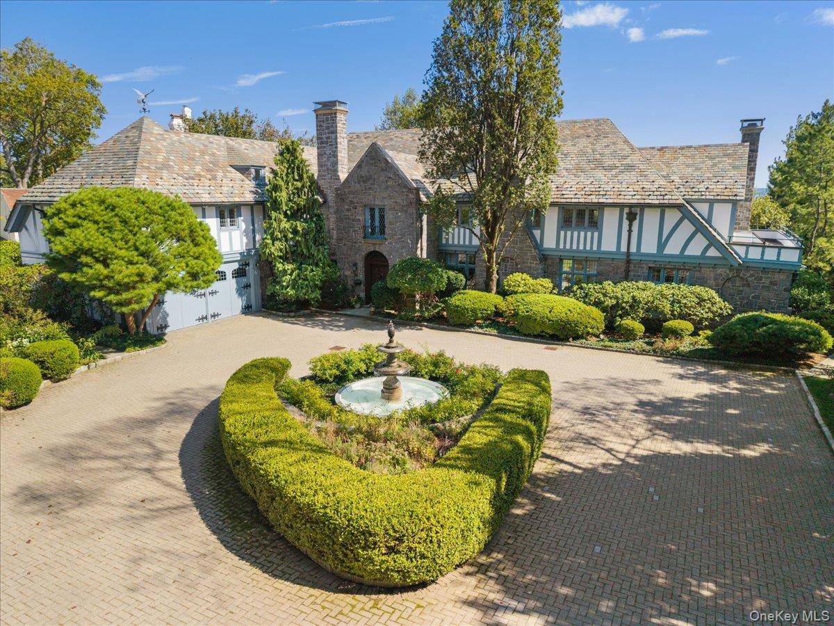 Casa com 5 Quartos à Beira-Mar à Venda em Larchmont - Nova Iorque - EUA - 2