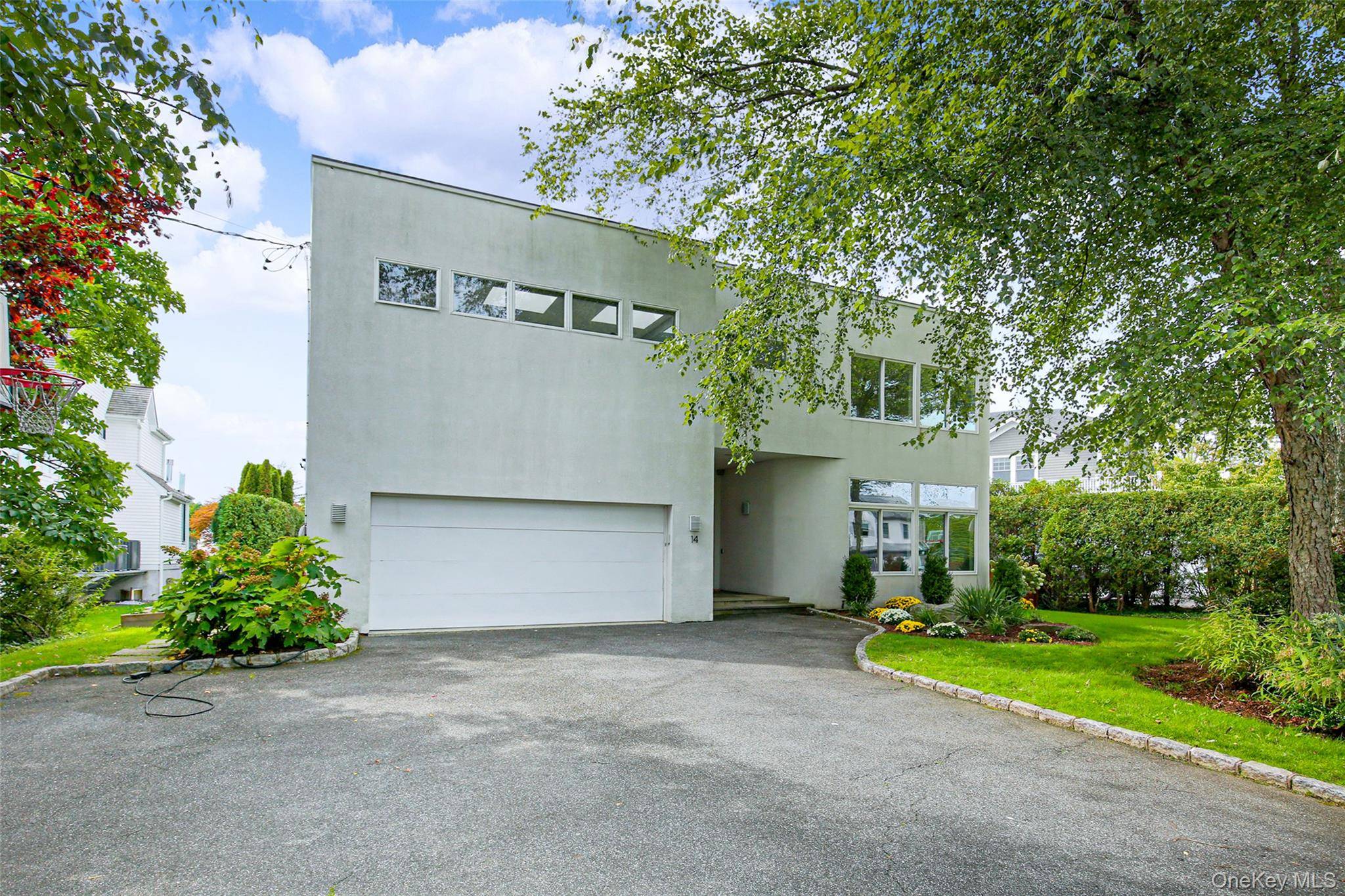 Casa com 5 Quartos à Beira-Mar à Venda em Larchmont - Nova Iorque - EUA - 2