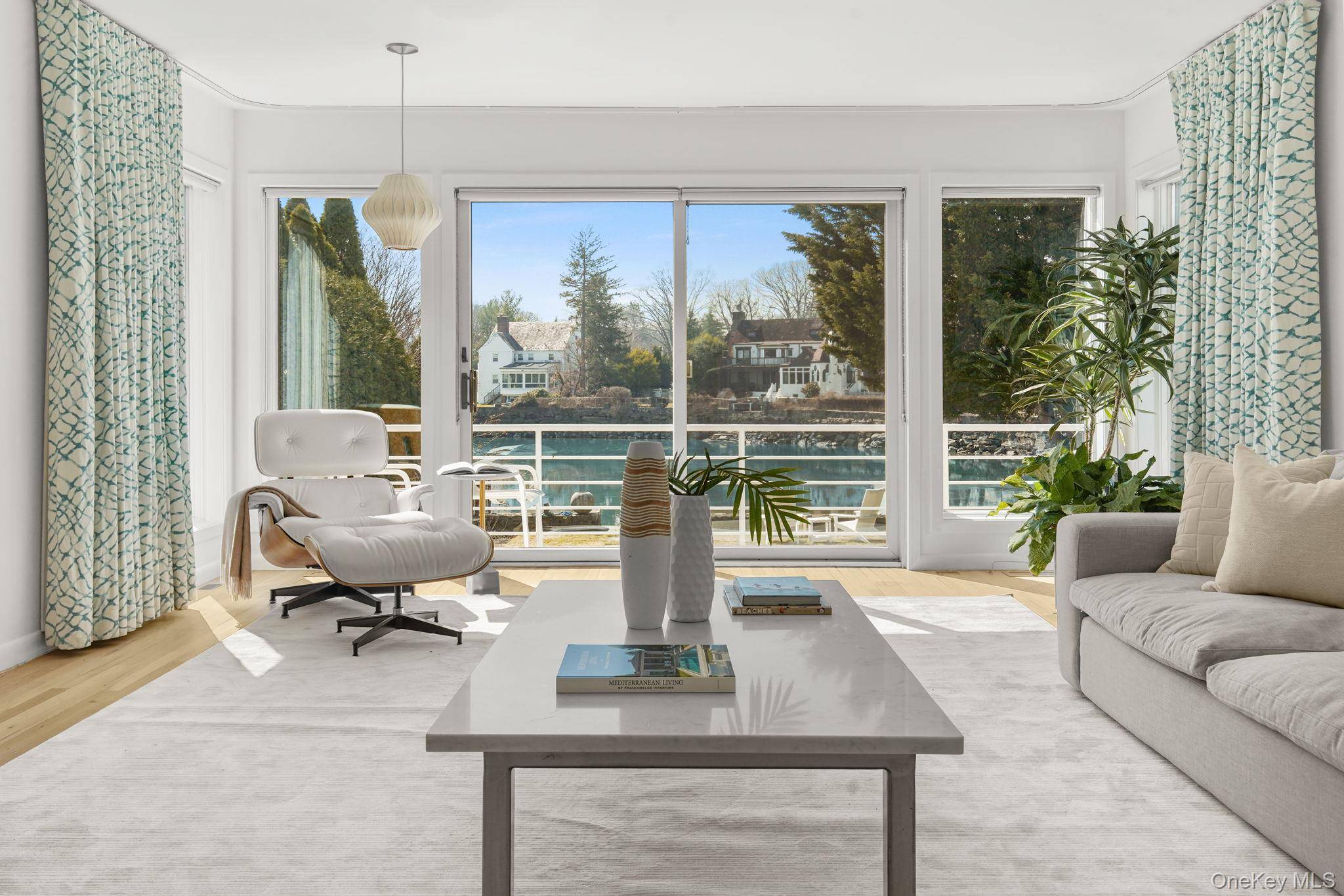 Casa com 5 Quartos à Beira-Mar à Venda em Larchmont - Nova Iorque - EUA - 6