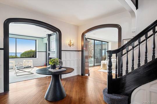 Casa de 5 Dormitorios Frente al Mar en Venta en Larchmont - NY - EE. UU. - 6