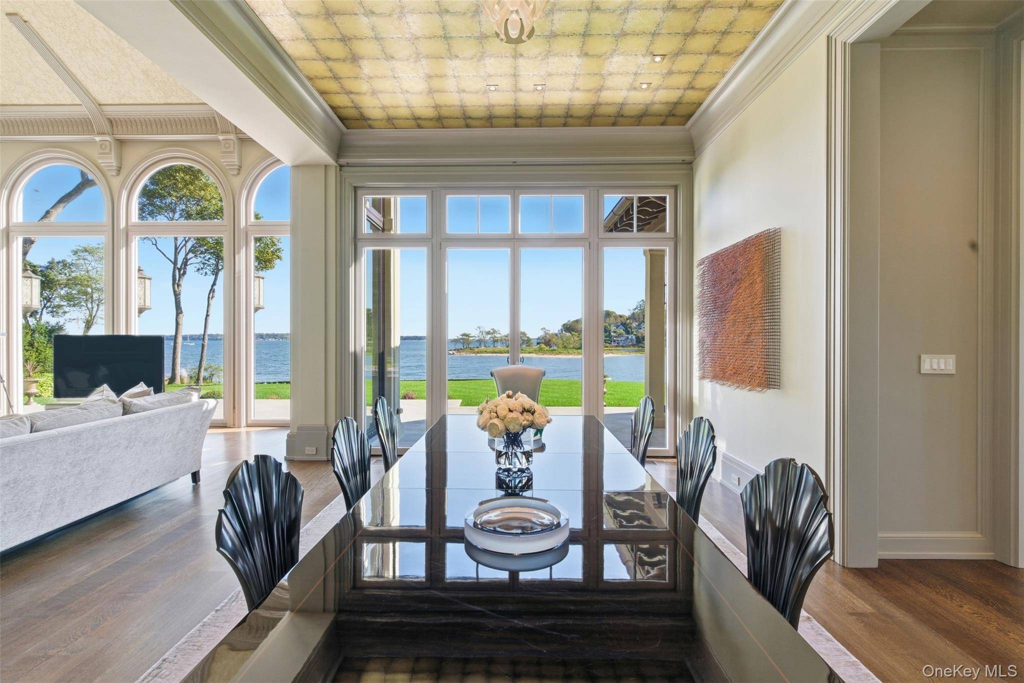 Casa com 5 Quartos à Beira-Mar à Venda em Lloyd Harbor - NY - EUA - 8