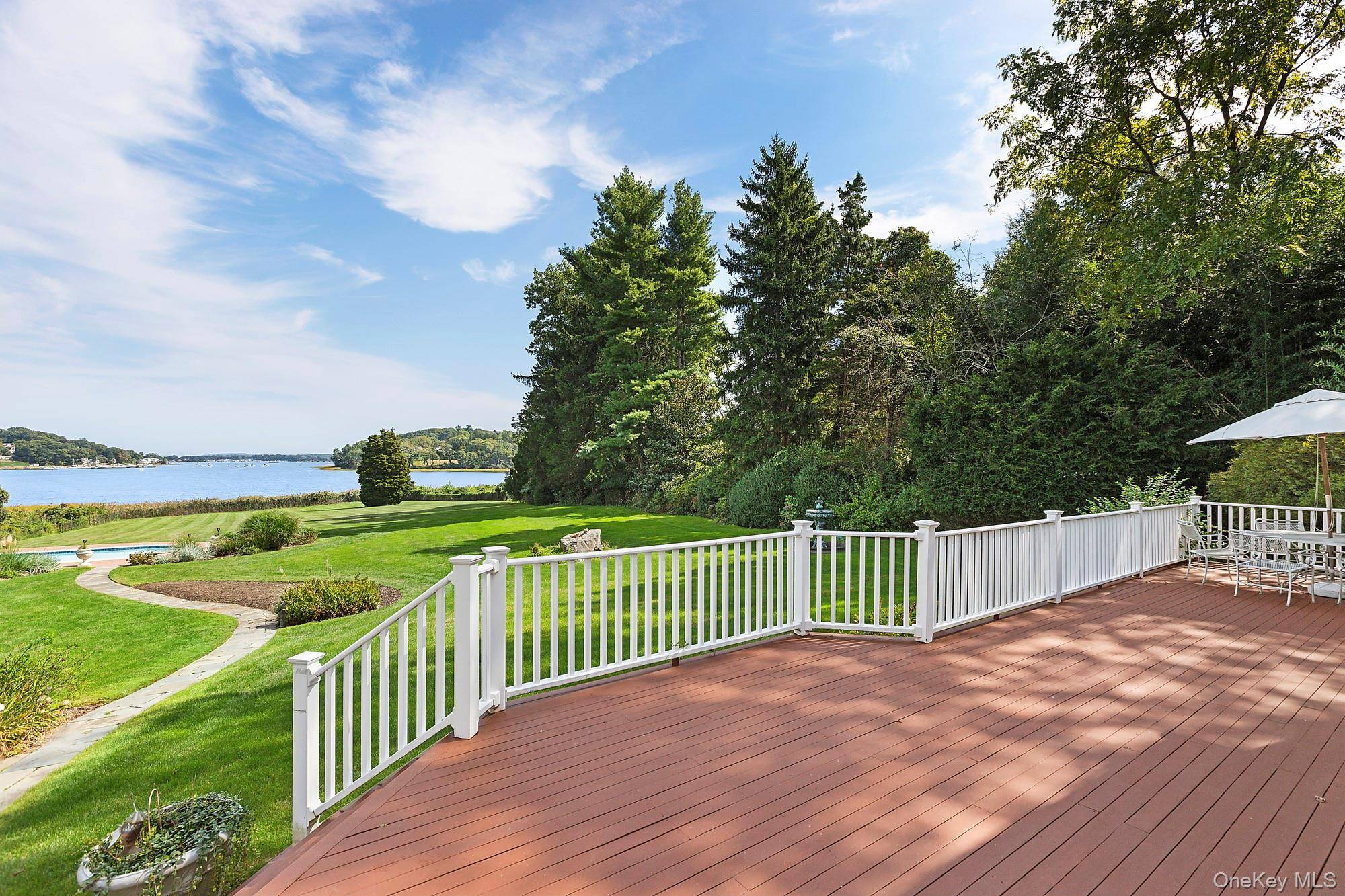 Casa com 5 Quartos à Beira-Mar à Venda em Locust Valley - Nova Iorque - EUA - 3