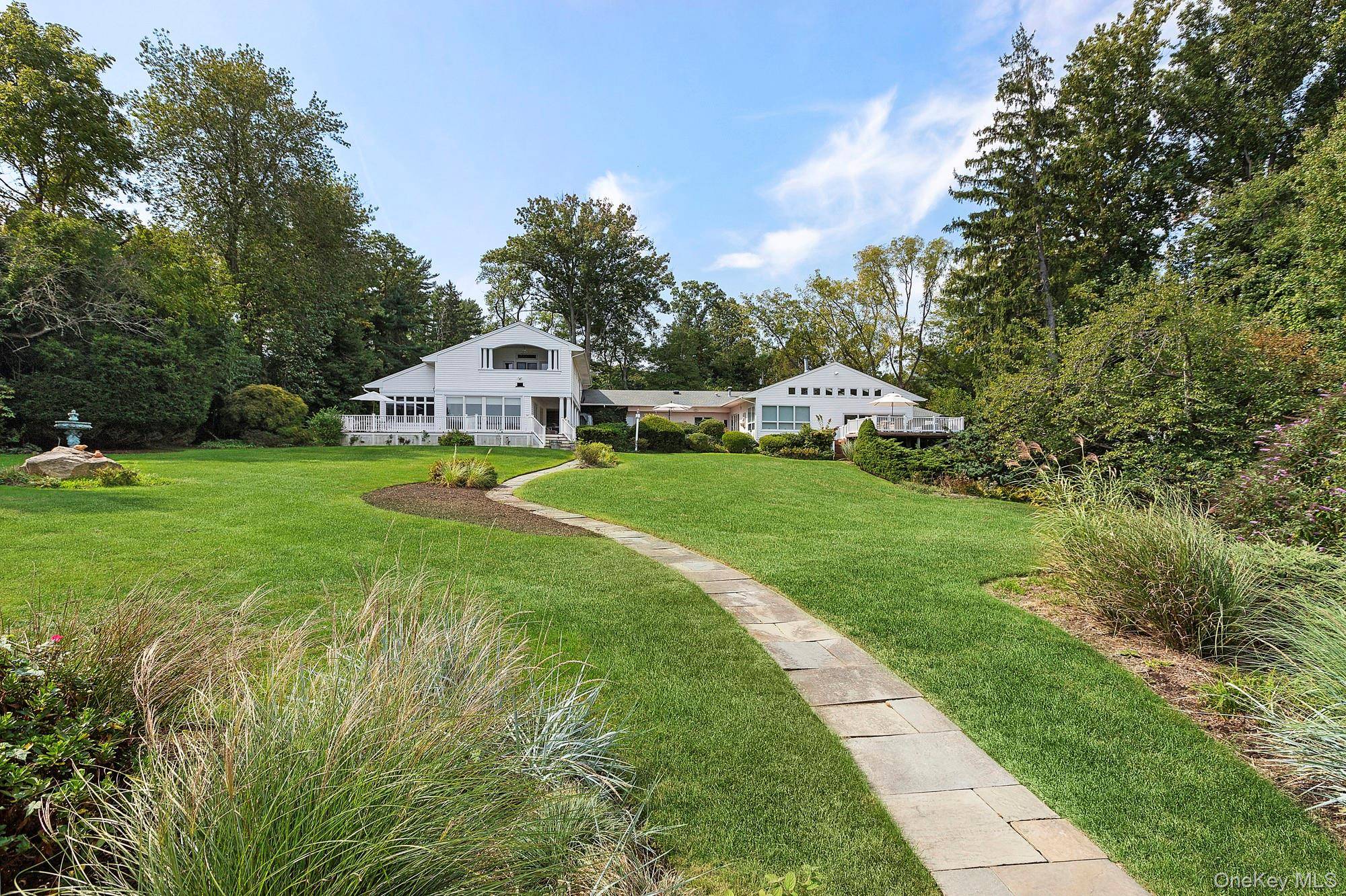 Casa com 5 Quartos à Beira-Mar à Venda em Locust Valley - Nova Iorque - EUA - 4