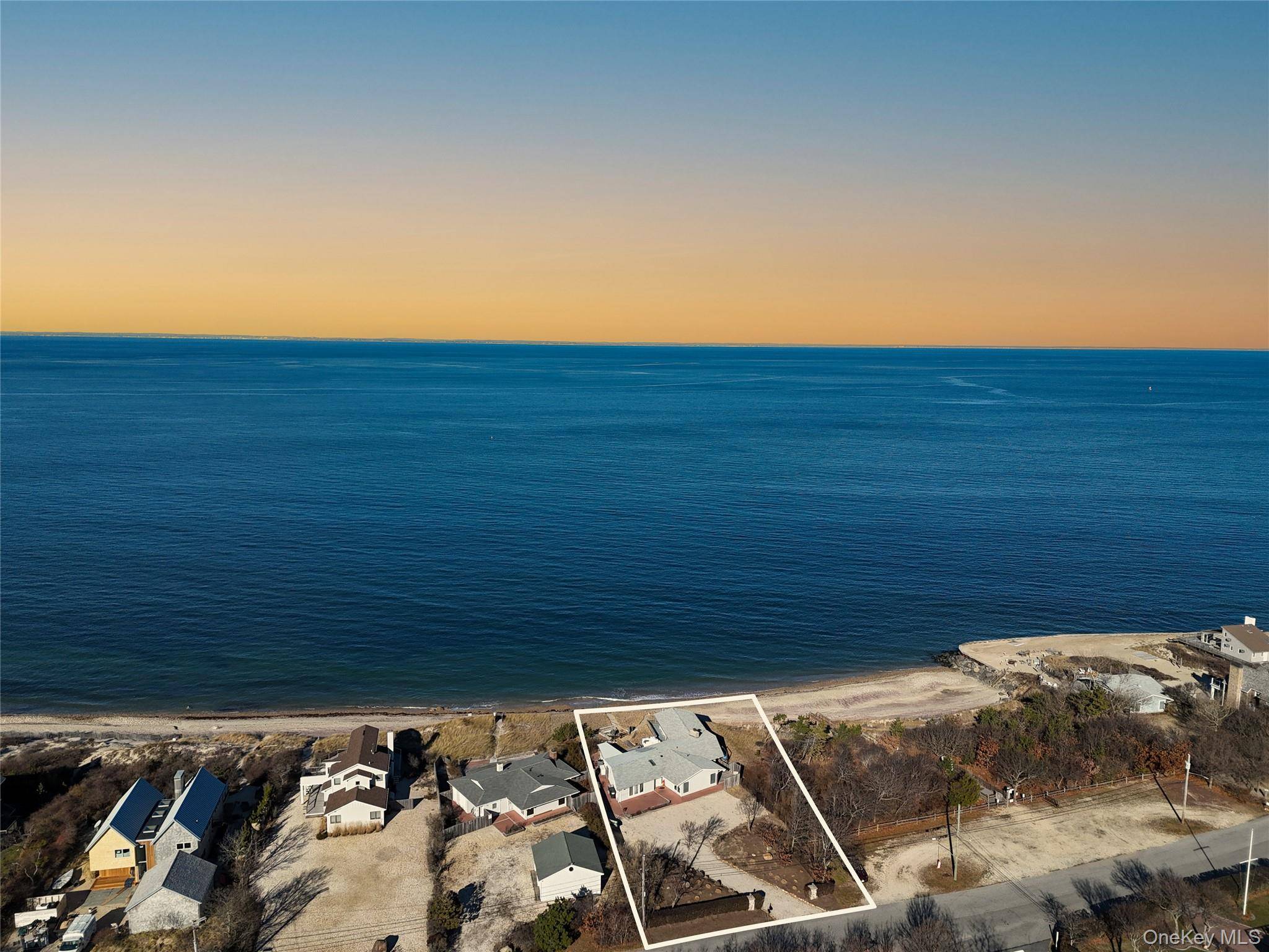 Casa com 5 Quartos à Beira-Mar à Venda em Montauk - Nova Iorque - EUA - 4