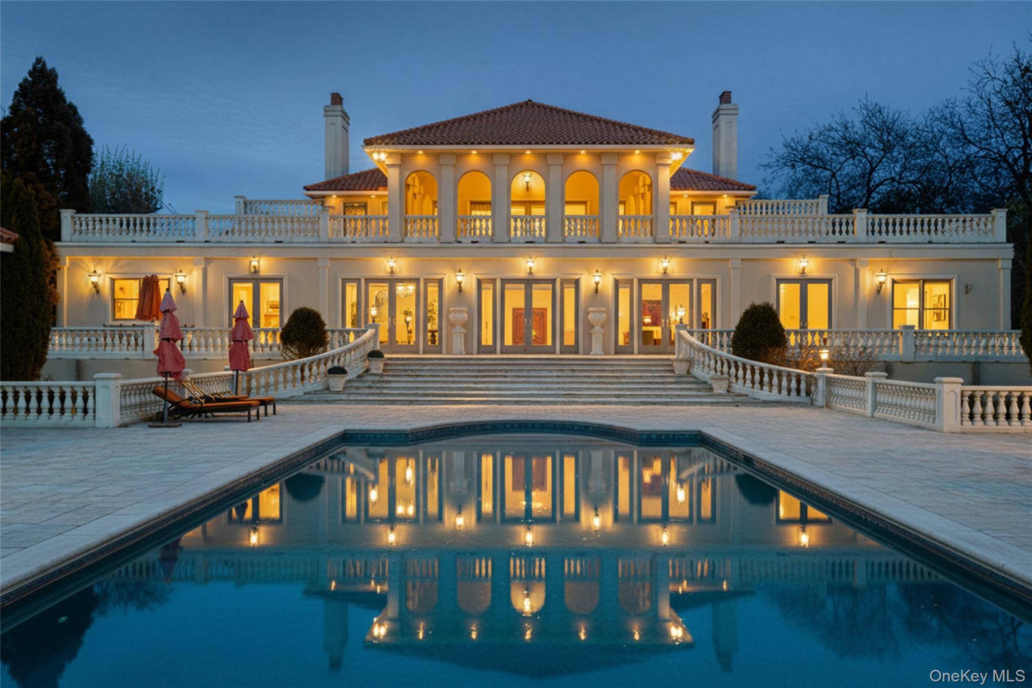 Casa com 5 Quartos à Beira-Mar à Venda em Remsenburg - NY - EUA - 4