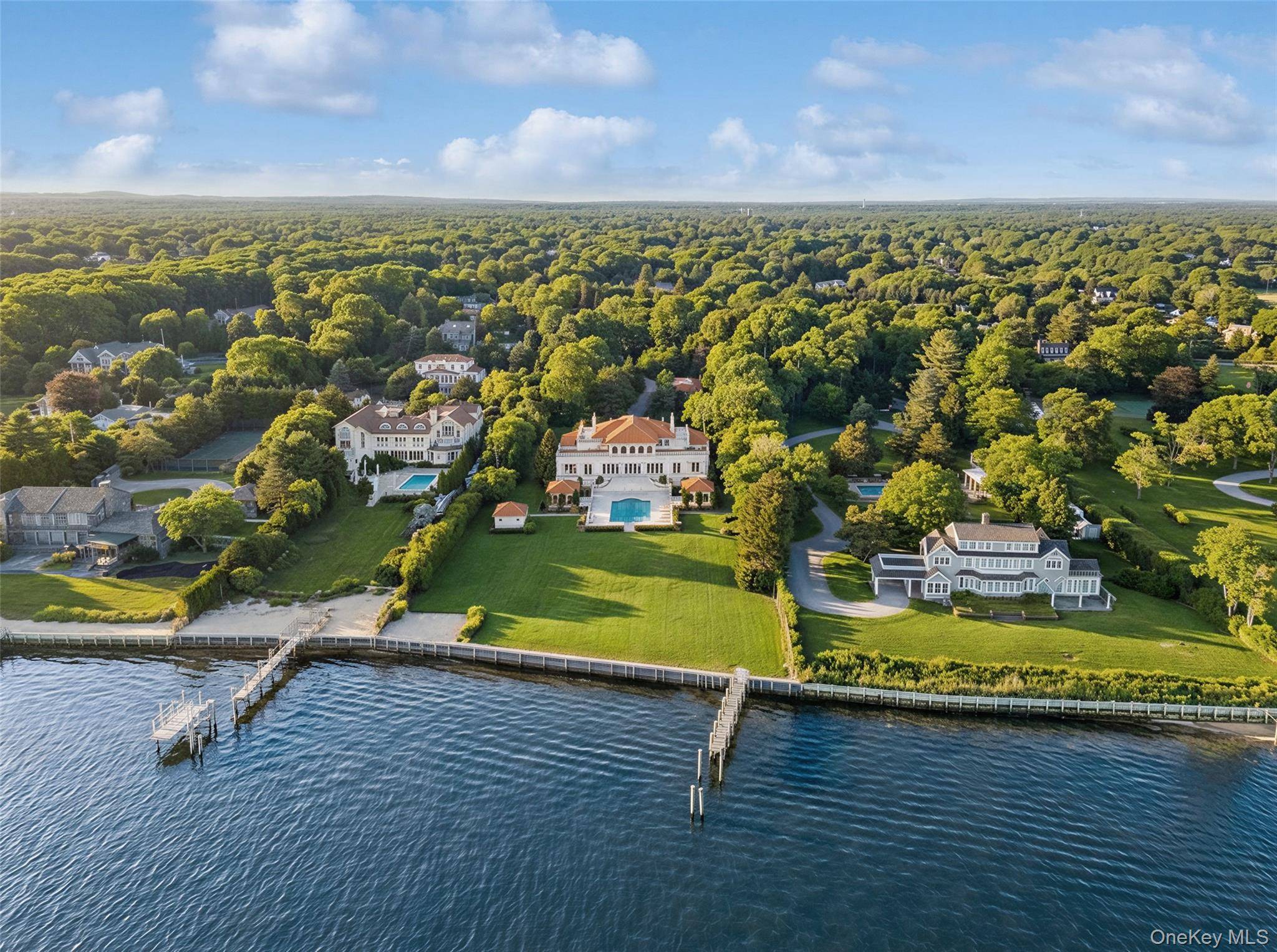 Casa com 5 Quartos à Beira-Mar à Venda em Remsenburg - NY - EUA - 5