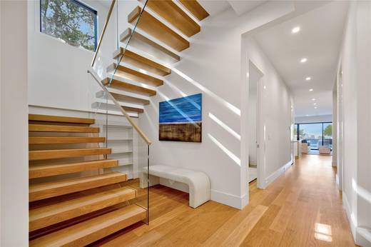 Casa com 5 Quartos à Beira-Mar à Venda em Southampton - NY - EUA - 3