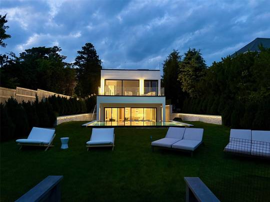 Casa com 5 Quartos à Beira-Mar à Venda em Southampton - NY - EUA - 5