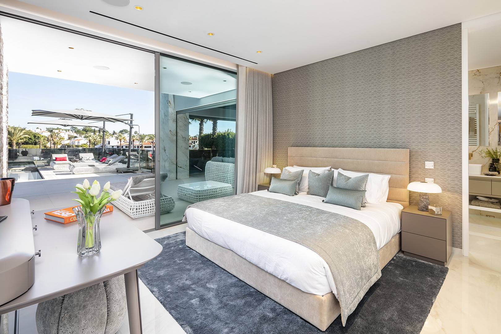 Casa com 5 Quartos à Venda em Algarve - Algarve - Portugal - 8