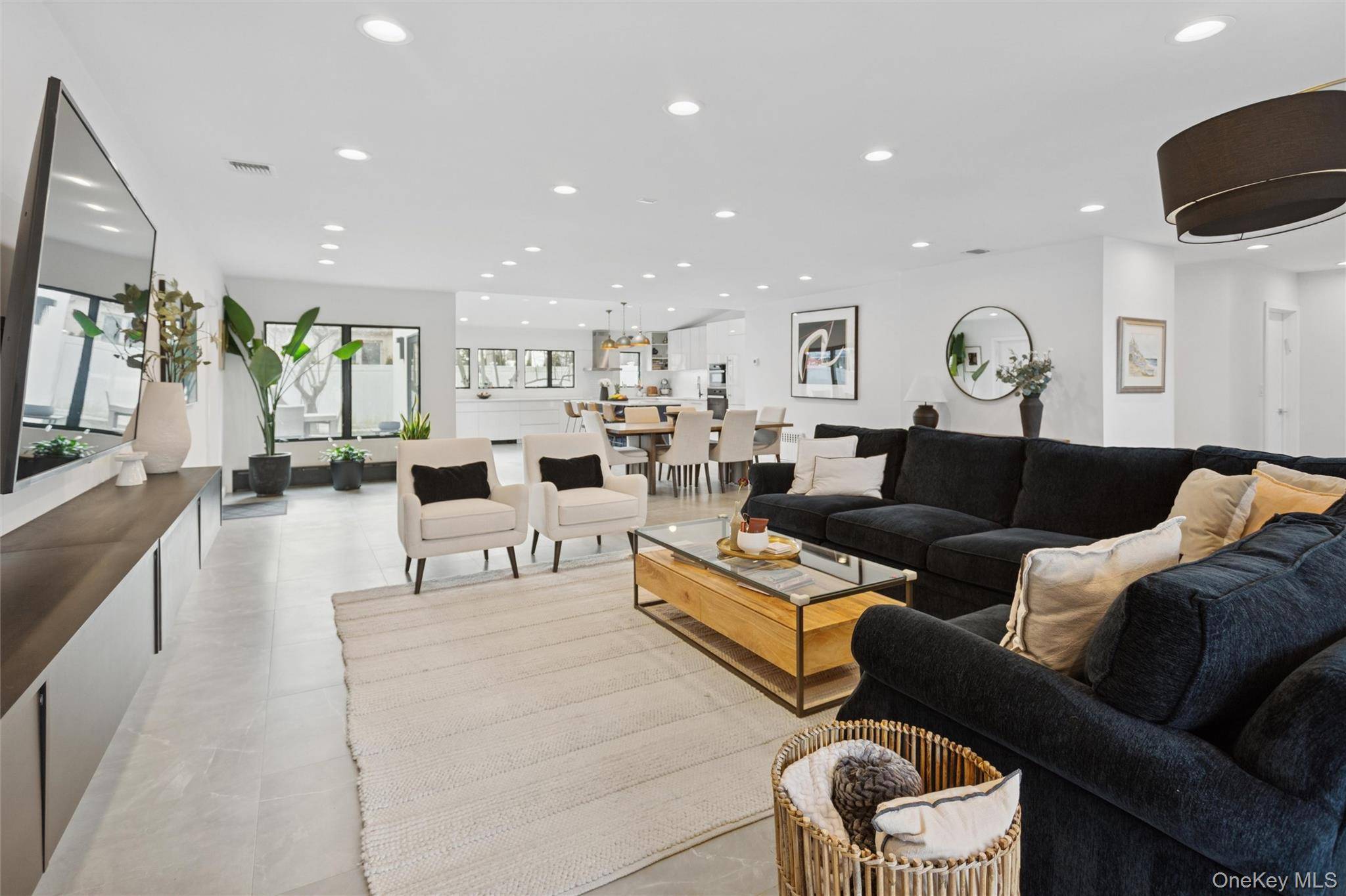 Casa de 5 Dormitorios en Venta en Atlantic Beach - Nueva York - EE. UU. - 6