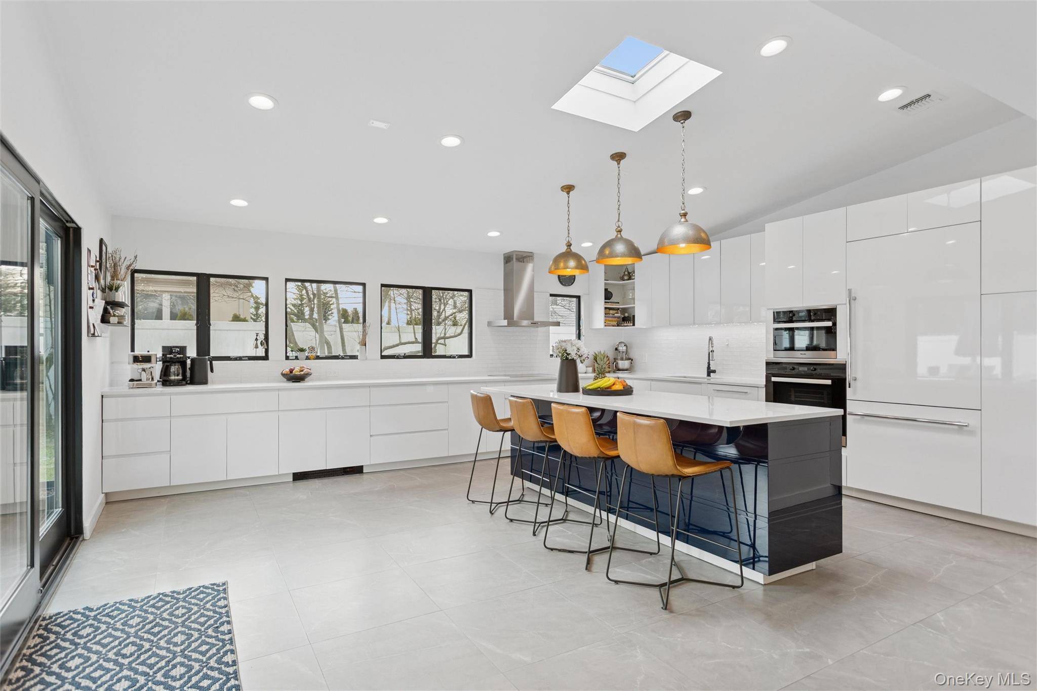 Casa de 5 Dormitorios en Venta en Atlantic Beach - Nueva York - EE. UU. - 7