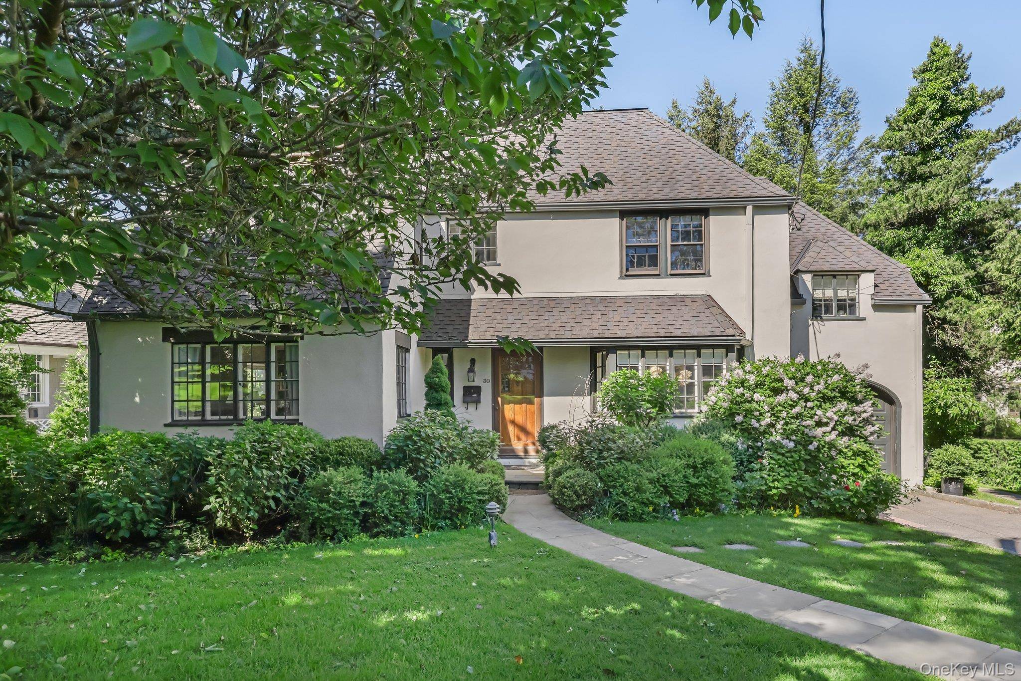 Casa com 5 Quartos à Venda em Bronxville - Nova Iorque - EUA - 1