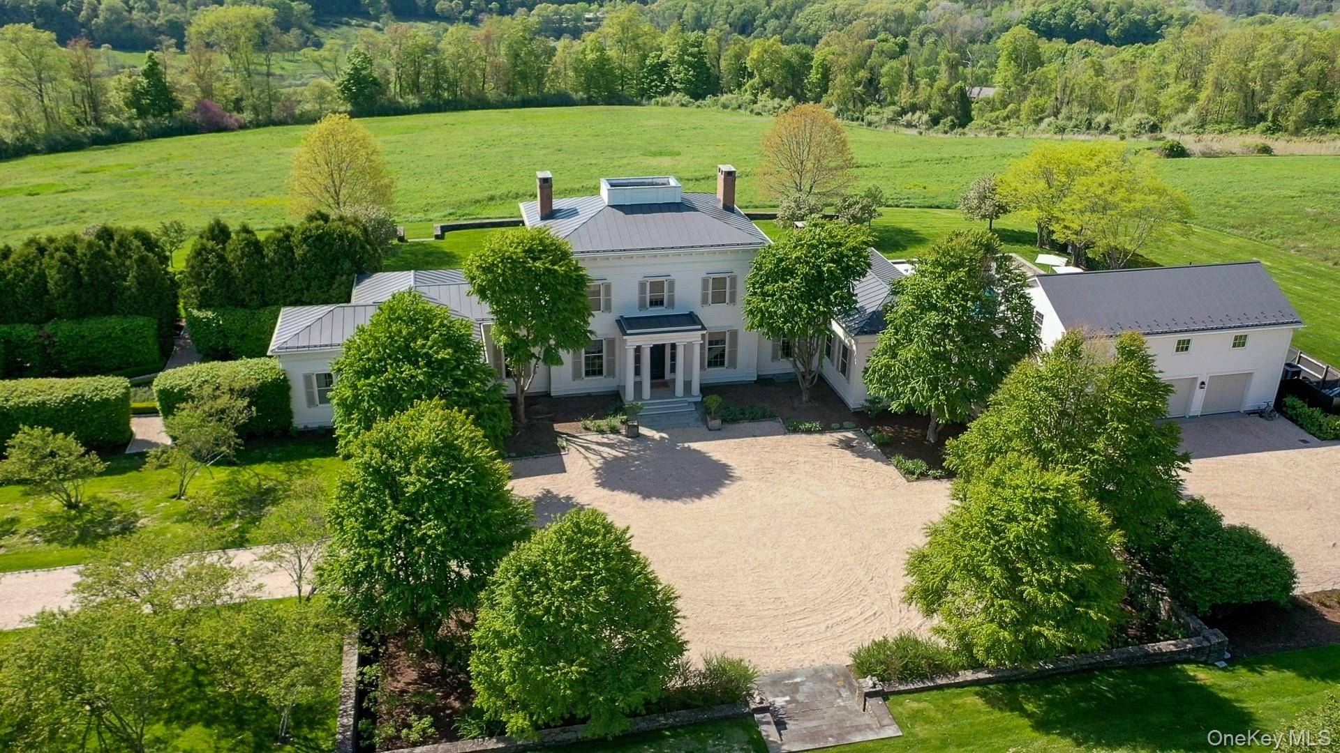Casa com 5 Quartos à Venda em Chestnut Ridge Rd Dover Plains - NY - EUA - 2