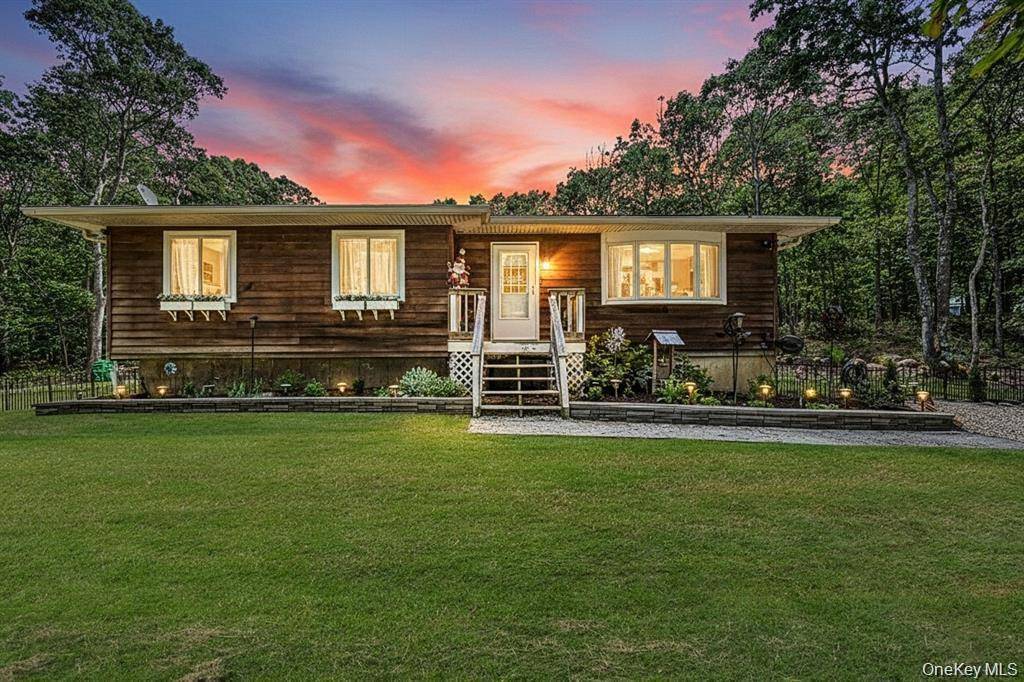 Casa com 5 Quartos à Venda em Hampton Bays - Nova Iorque - EUA - 2
