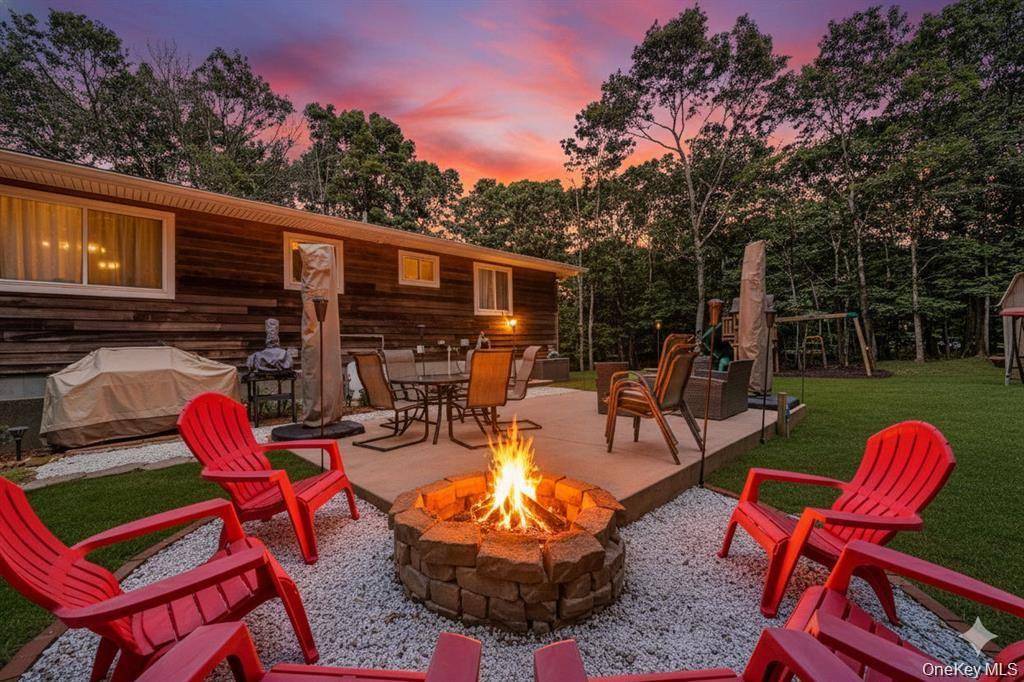 Casa com 5 Quartos à Venda em Hampton Bays - Nova Iorque - EUA - 3