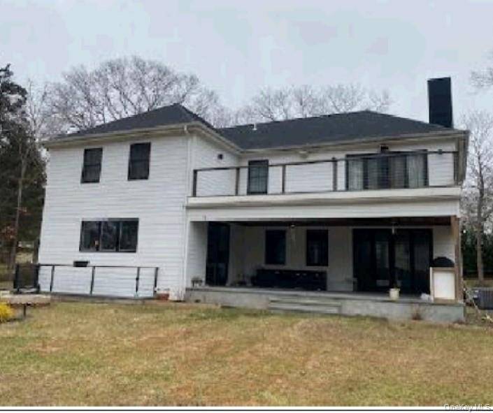 Casa com 5 Quartos à Venda em Hampton Bays - Nova Iorque - EUA - 2