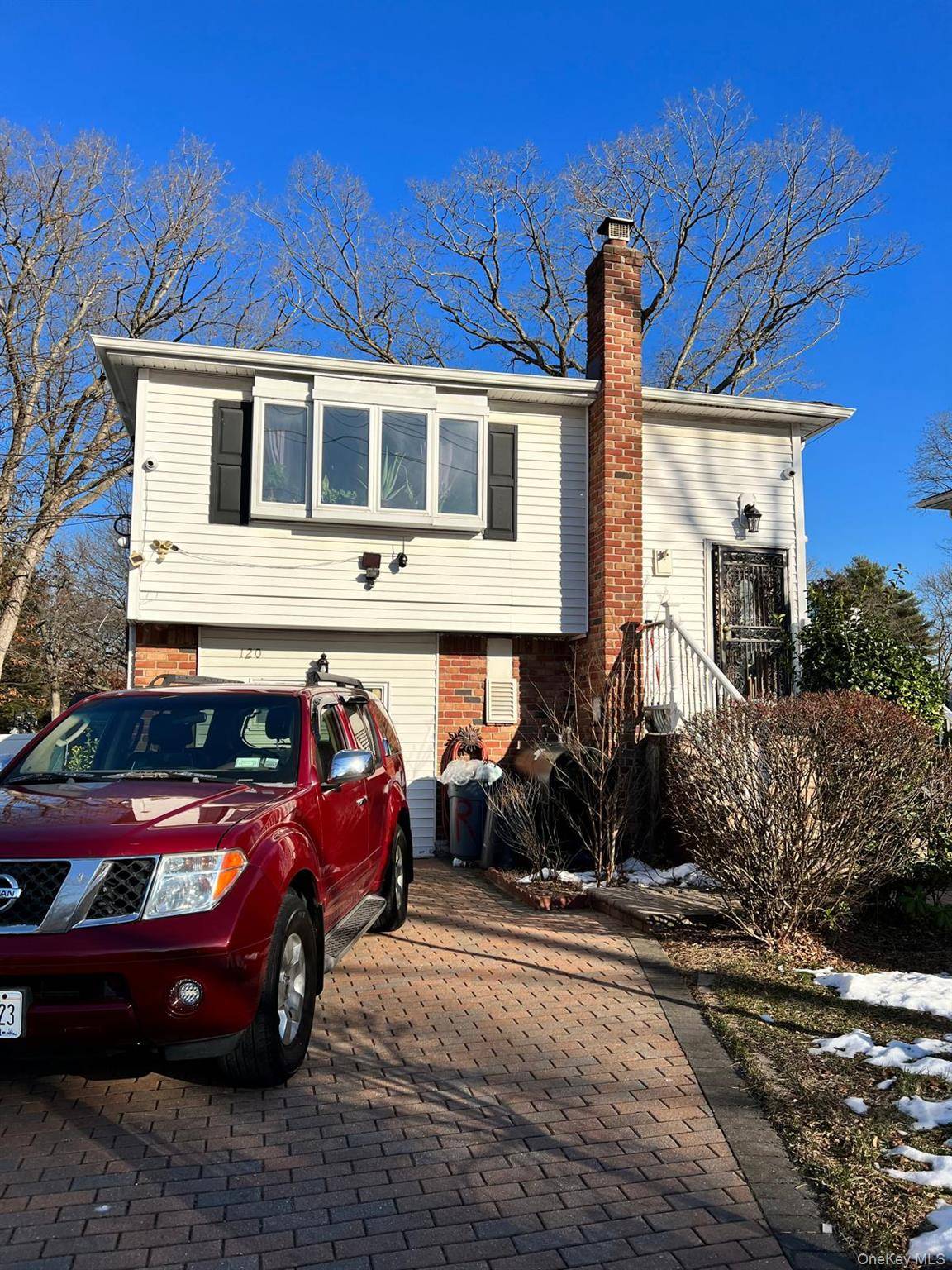 Casa de 5 Dormitorios en Venta en Huntington - Nueva York - EE. UU. - 1