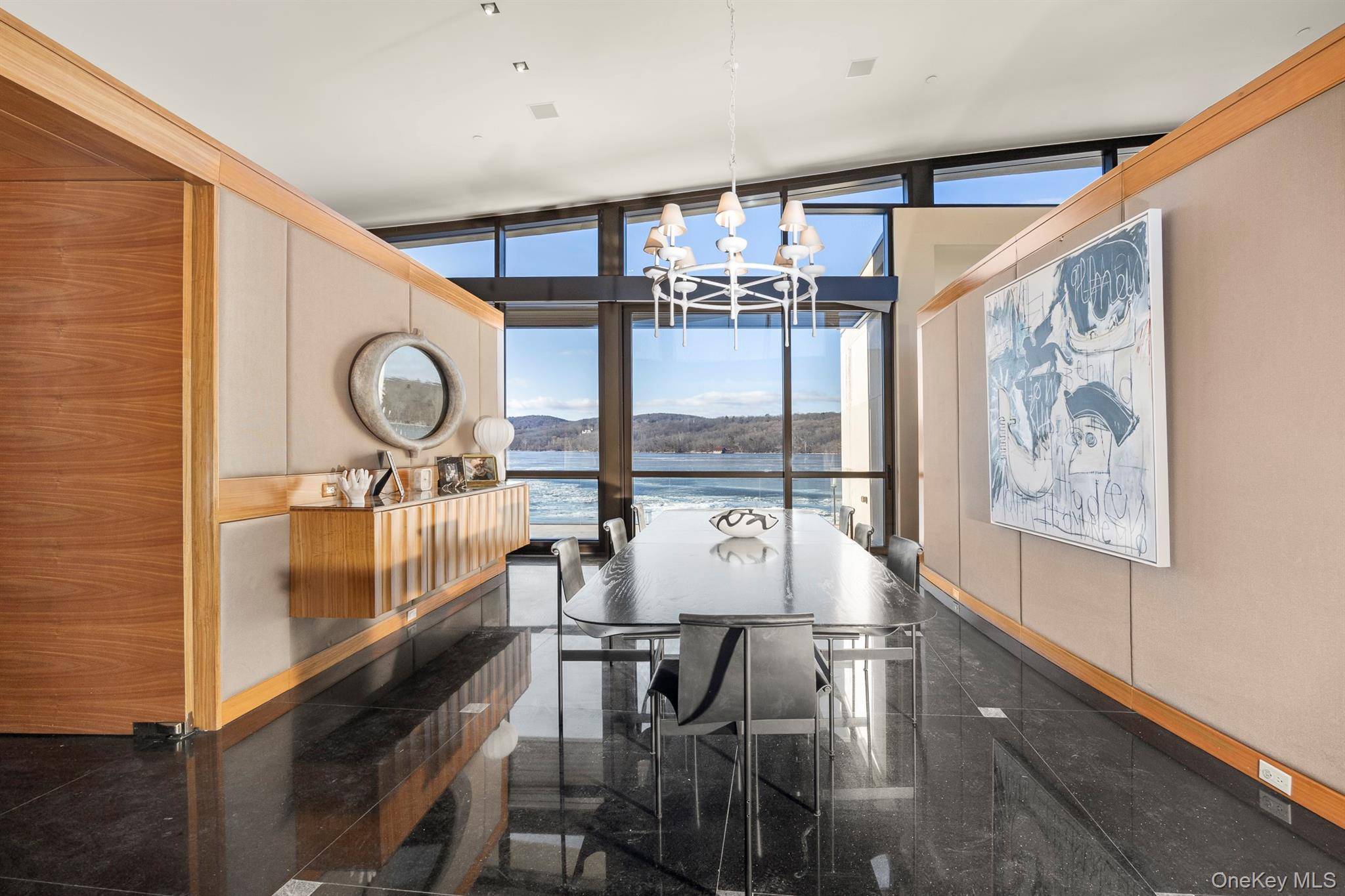 Casa com 5 Quartos à Venda em Hyde Park - NY - EUA - 6