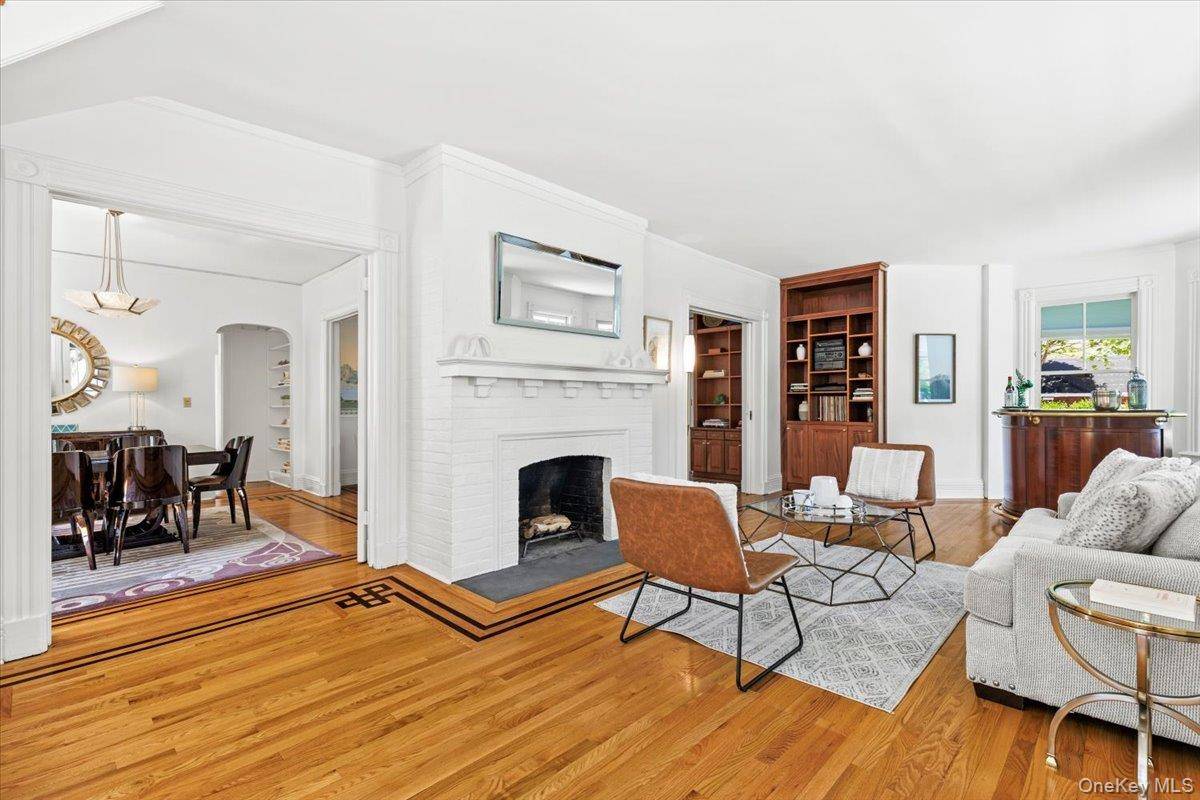 Casa de 5 Dormitorios en Venta en Larchmont - Nueva York - EE. UU. - 4
