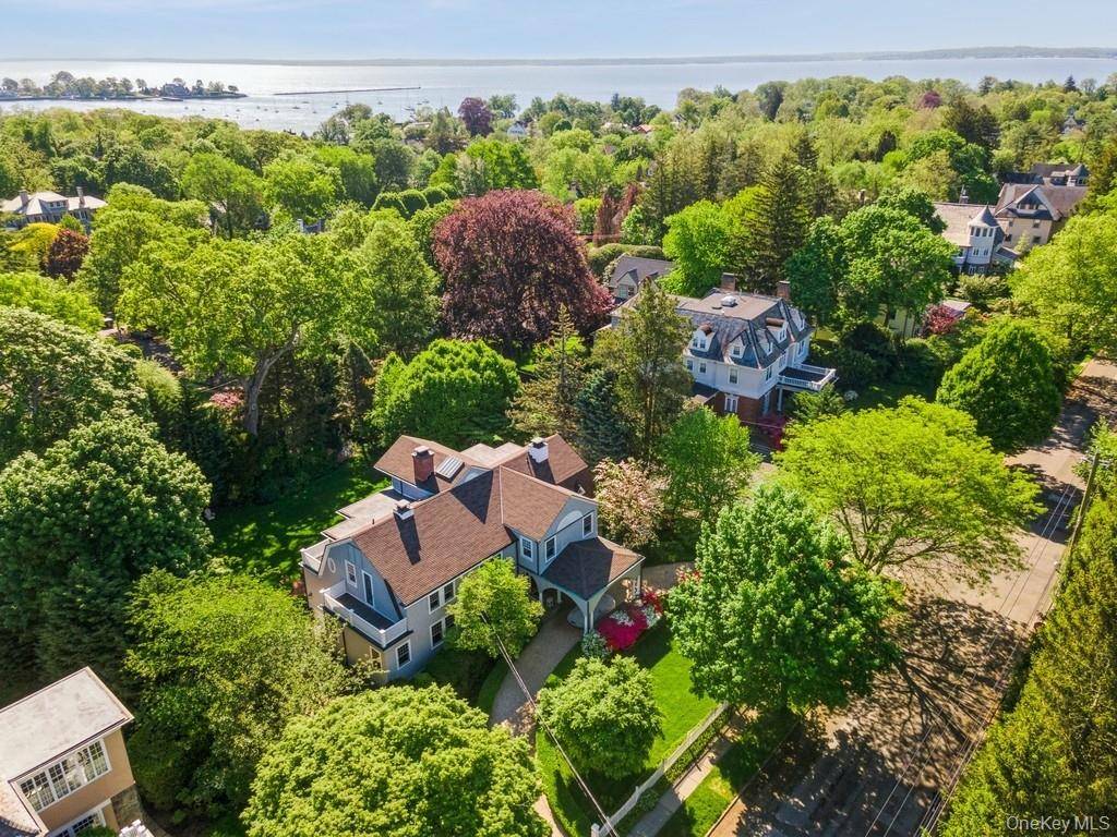 Casa de 5 Dormitorios en Venta en Larchmont - Nueva York - EE. UU. - 5