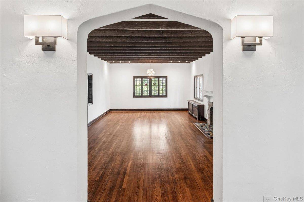 Casa com 5 Quartos à Venda em Larchmont - Nova Iorque - EUA - 3