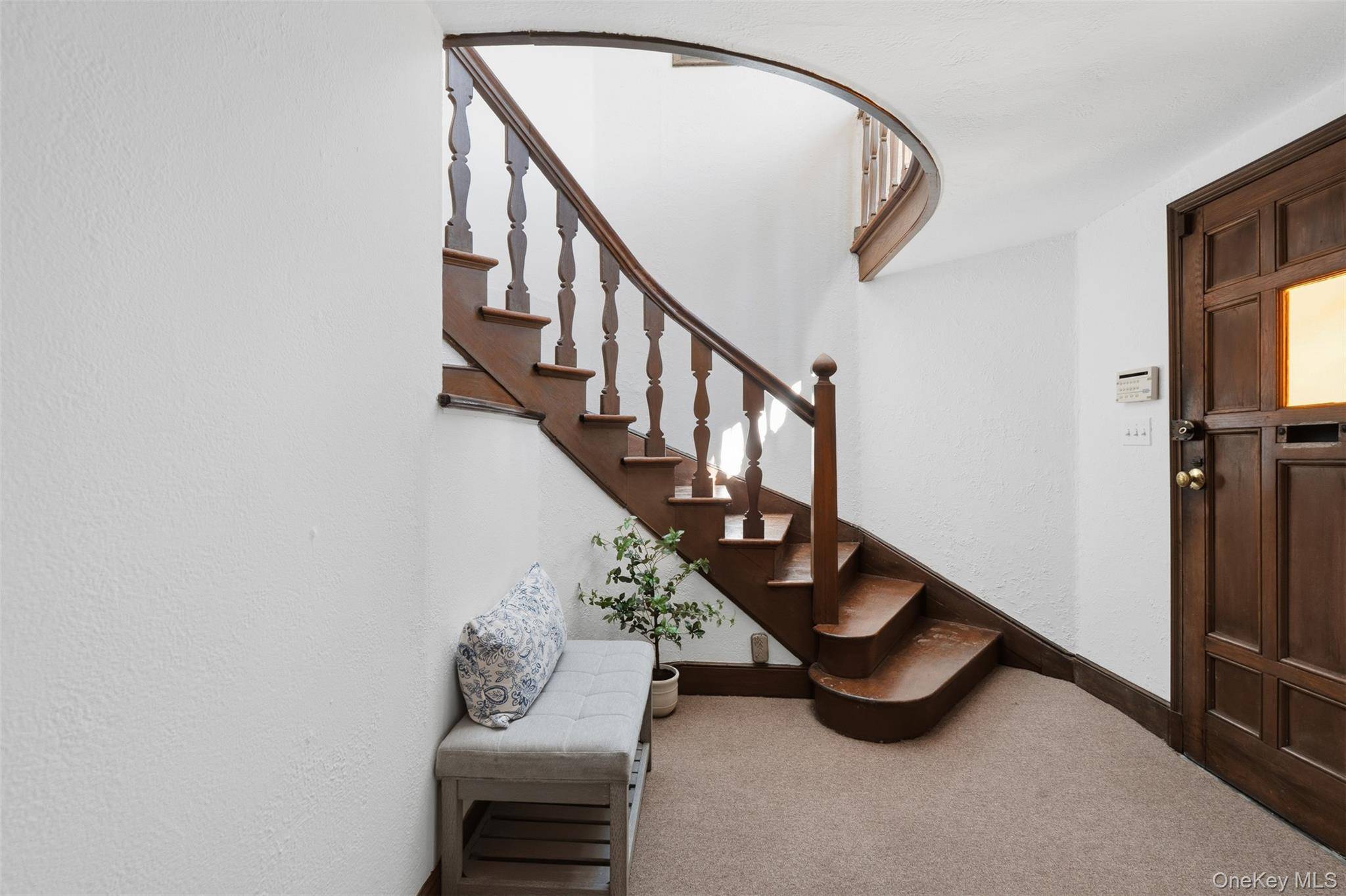 Casa de 5 Dormitorios en Venta en Larchmont - Nueva York - EE. UU. - 2
