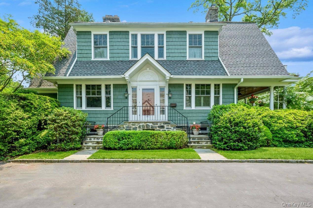 Casa de 5 Dormitorios en Venta en Larchmont - Nueva York - EE. UU. - 1