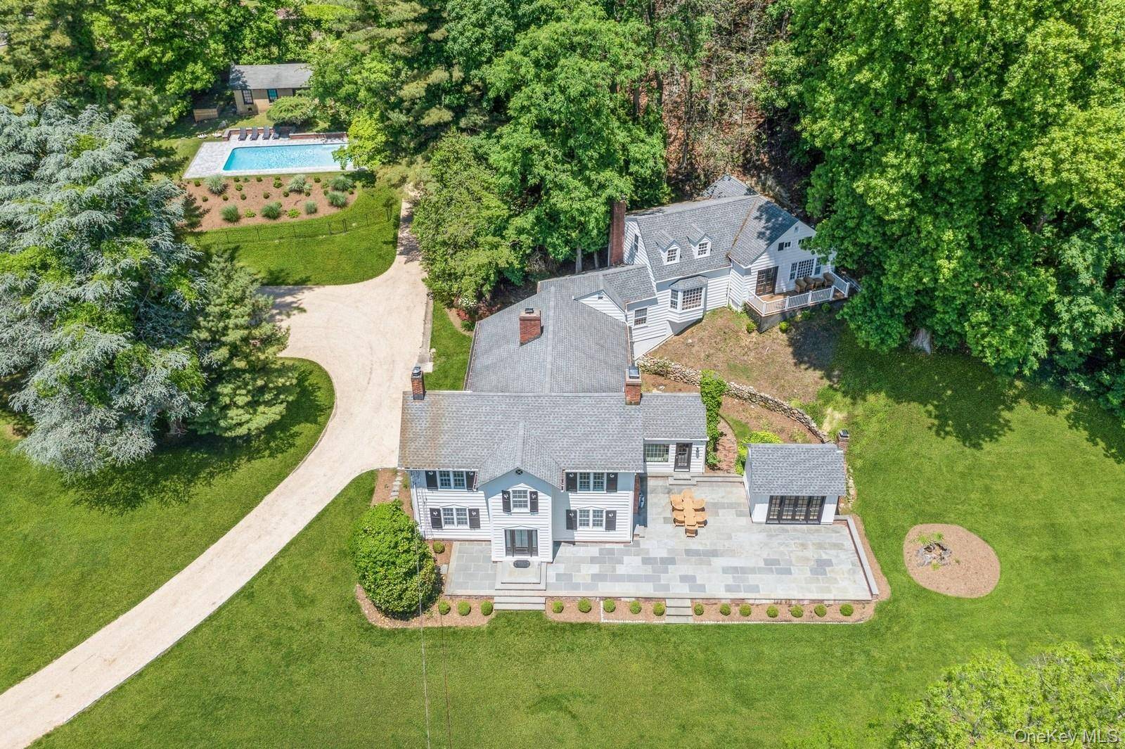 Casa de 5 Dormitorios en Venta en Lloyd Harbor - Nueva York - EE. UU. - 1