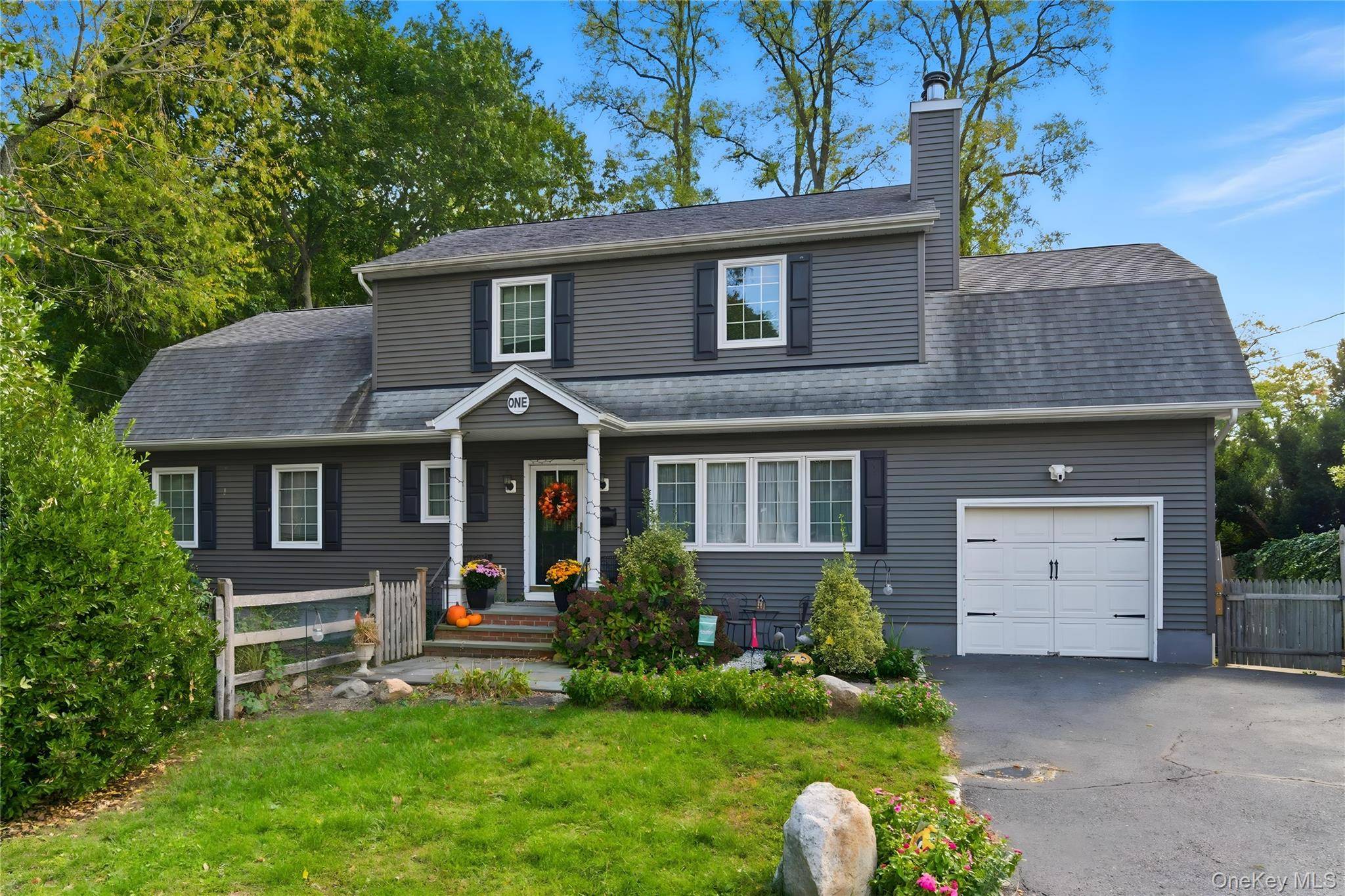 Casa com 5 Quartos à Venda em Locust Valley - Nova Iorque - EUA - 1
