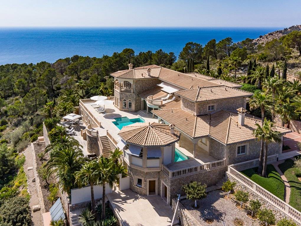 5-Bedroom Home for Sale in Mallorca, Spain - 1