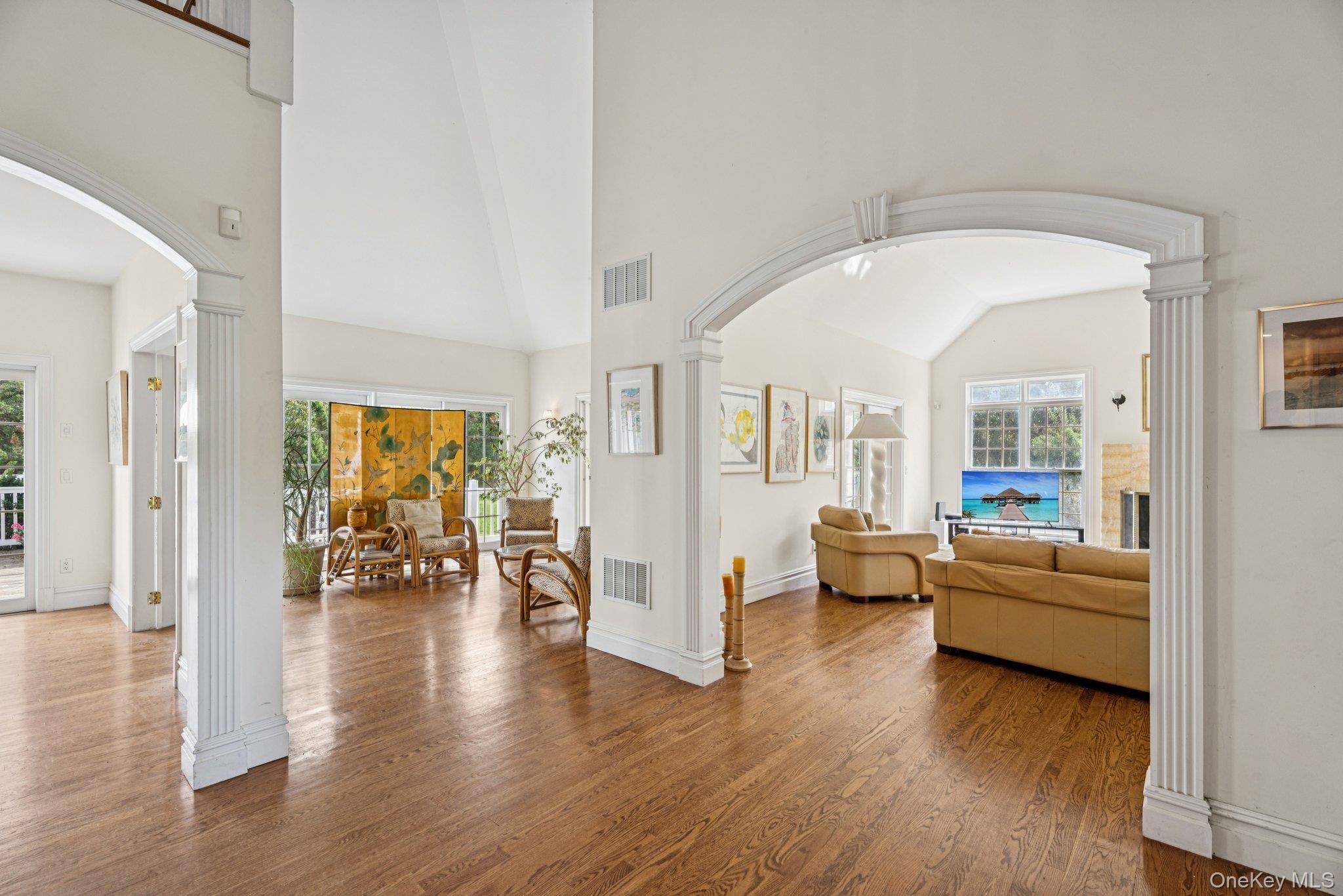 Casa de 5 Dormitorios en Venta en Remsenburg - Nueva York - EE. UU. - 5