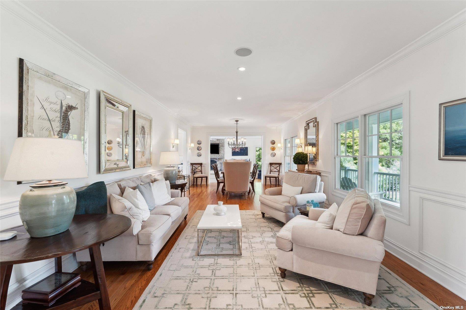 Casa de 5 Dormitorios en Venta en Remsenburg - Nueva York - EE. UU. - 4