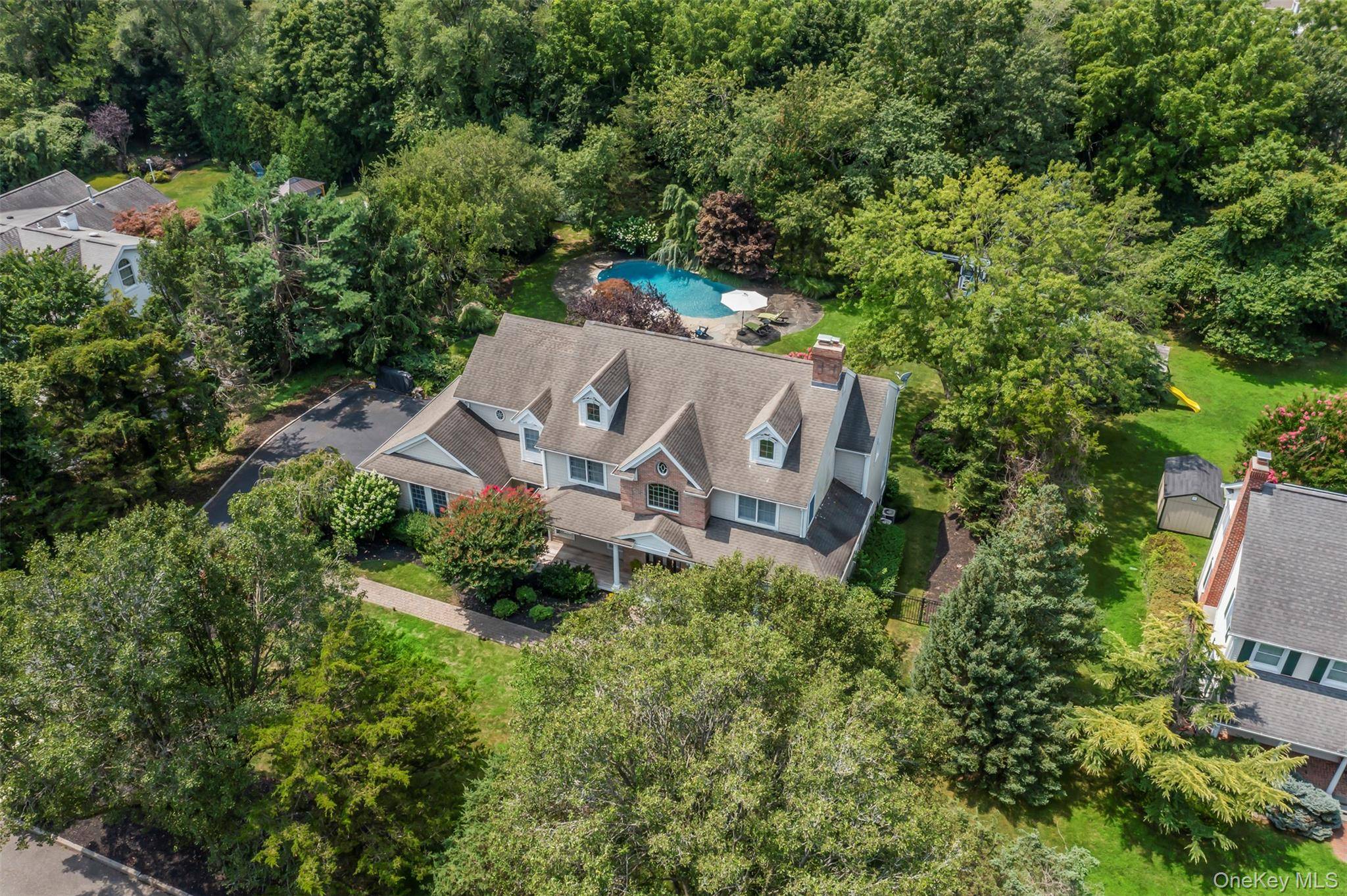 Casa com 5 Quartos à Venda em Setauket - Nova Iorque - EUA - 1