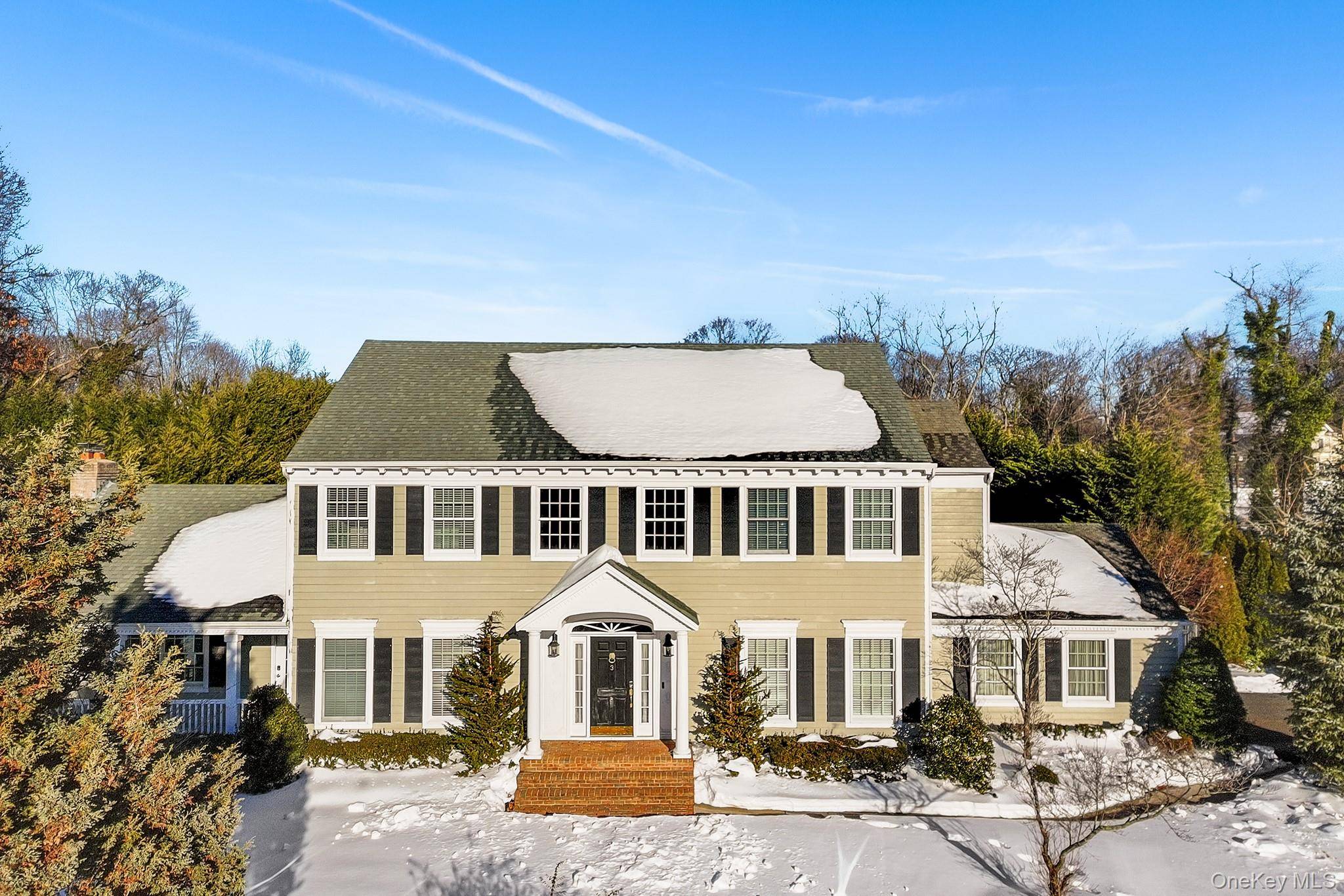 Casa de 5 Dormitorios en Venta en Setauket - Nueva York - EE. UU. - 1