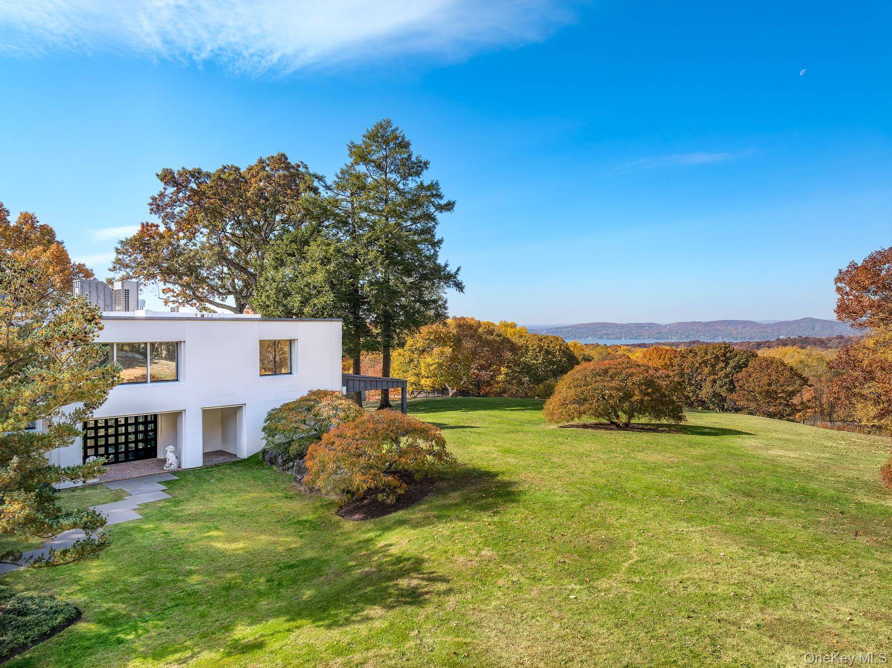 Casa de 5 Dormitorios en Venta en Sleepy Hollow - NY - EE. UU. - 3