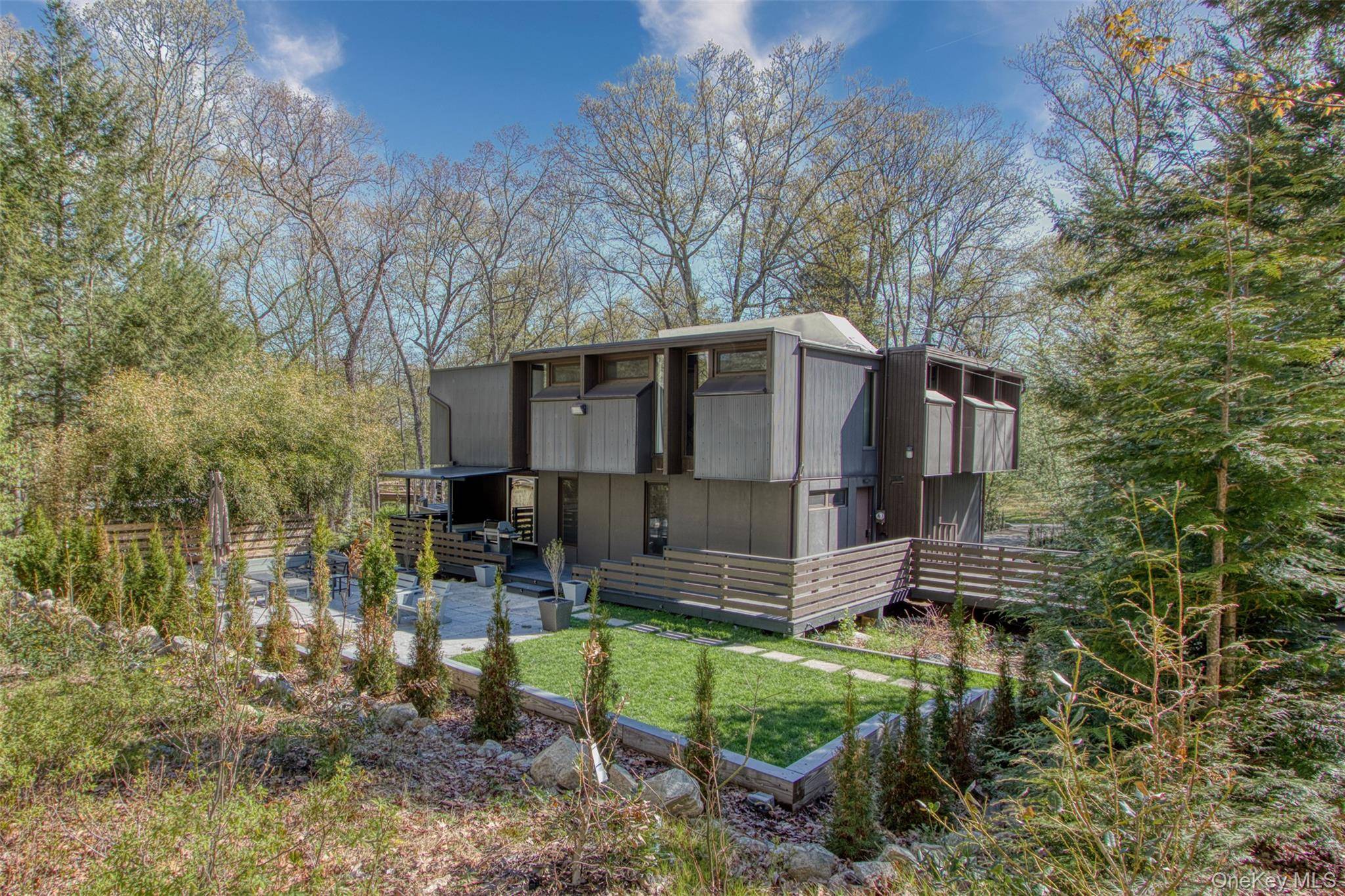 Casa com 5 Quartos à Venda em Tuxedo Park - Nova Iorque - EUA - 1