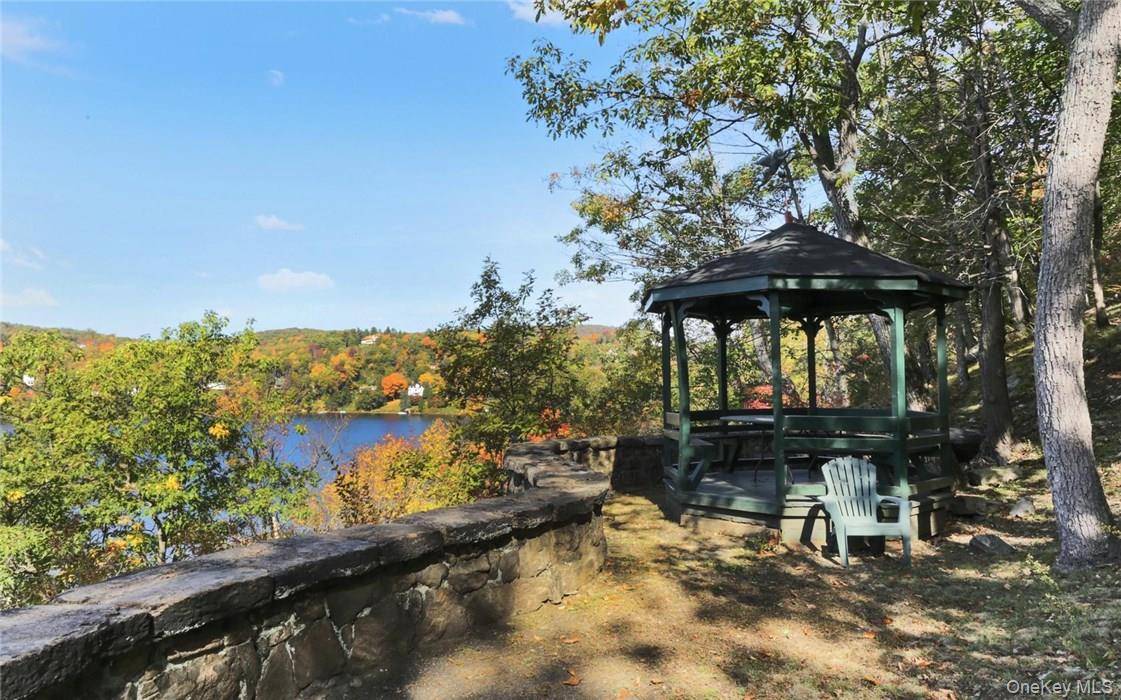Casa com 5 Quartos à Venda em Tuxedo Park - Nova Iorque - EUA - 8