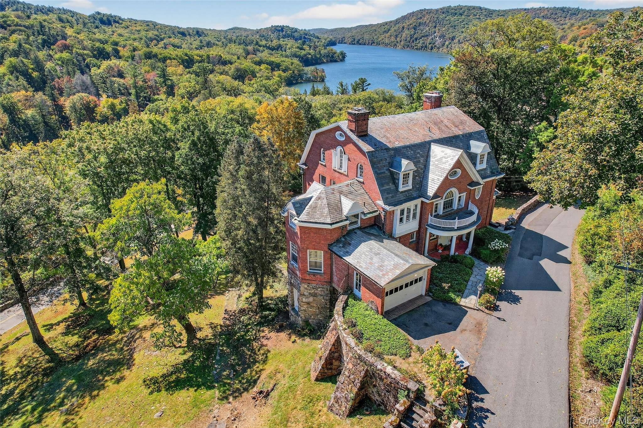 Casa com 5 Quartos à Venda em Tuxedo Park - Nova Iorque - EUA - 1