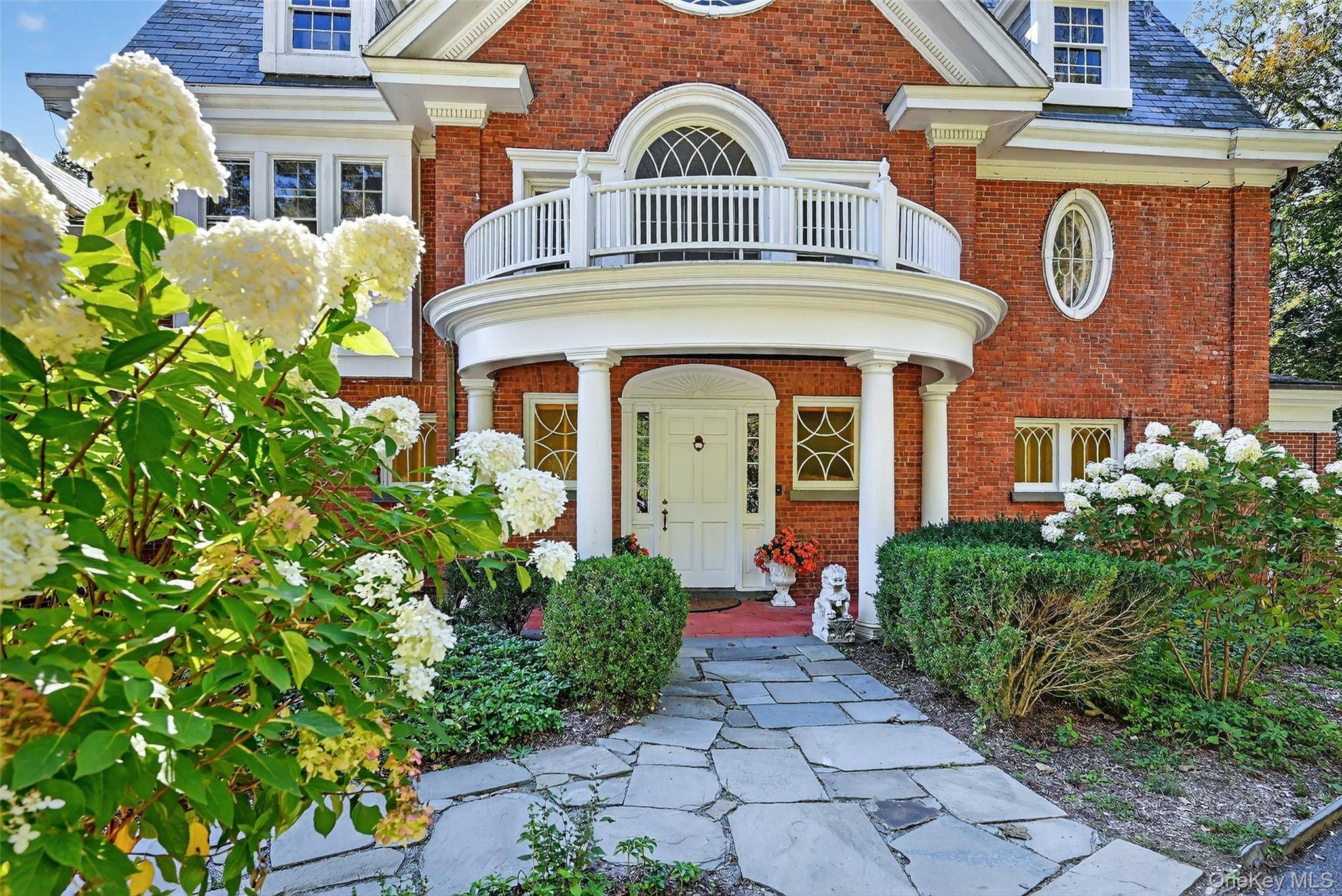 Casa com 5 Quartos à Venda em Tuxedo Park - Nova Iorque - EUA - 4