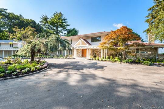 Casa com 6 Quartos à Beira-Mar à Venda em Great Neck - NY - EUA - 6