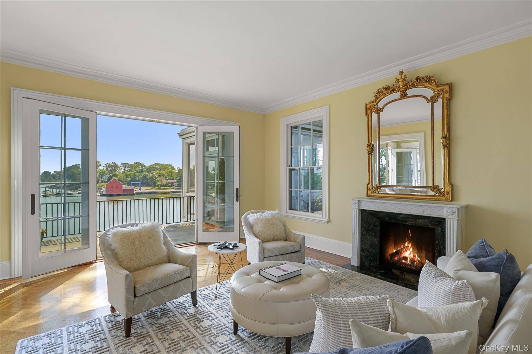 6 Bedroom Waterfront Home for Sale in RYE - NY - USA - 6