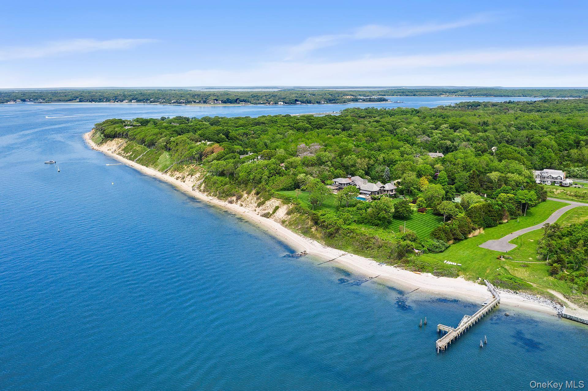 Casa com 6 Quartos à Beira-Mar à Venda em Sag Harbor - Nova Iorque - EUA - 4