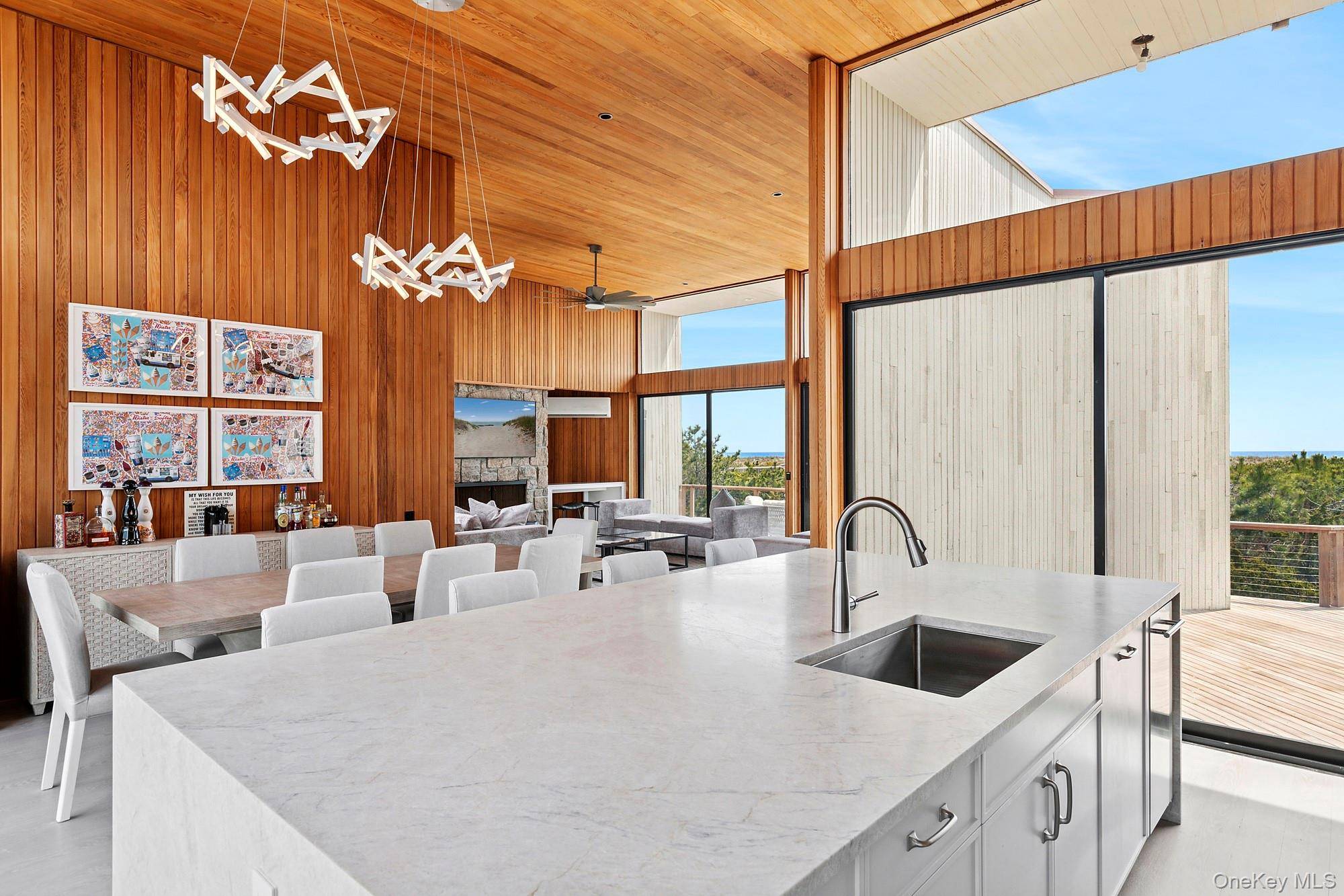 Casa com 6 Quartos à Beira-Mar à Venda em Westhampton Beach - NY - EUA - 8