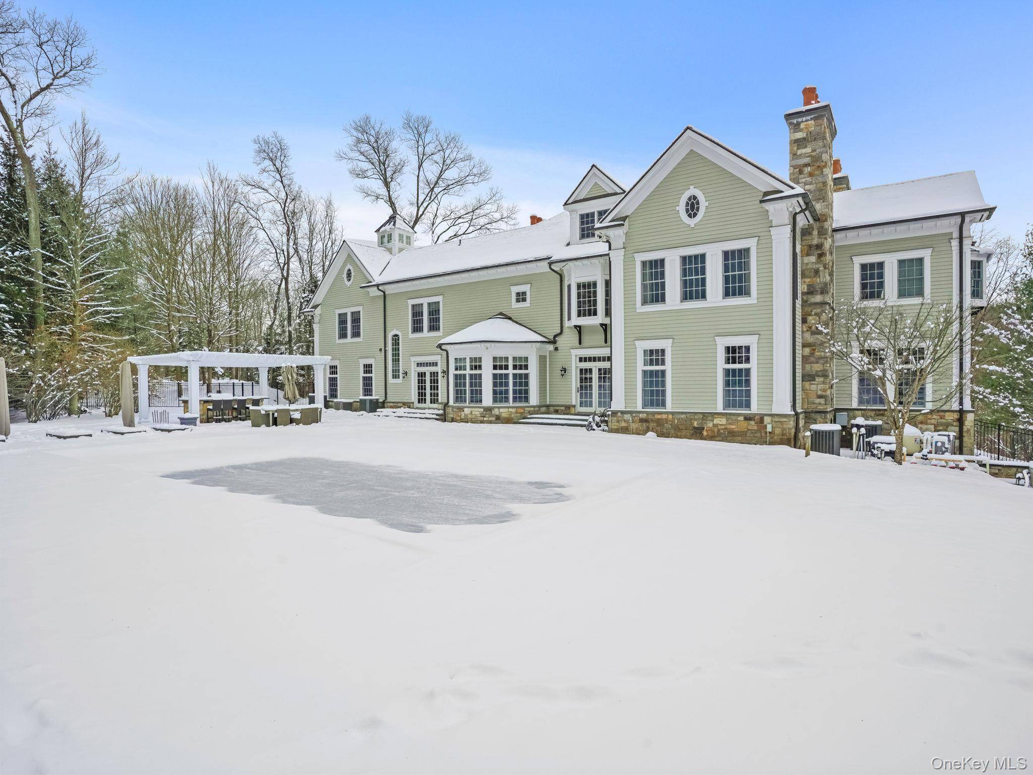 Casa com 6 Quartos à Venda em Armonk - Nova Iorque - EUA - 2