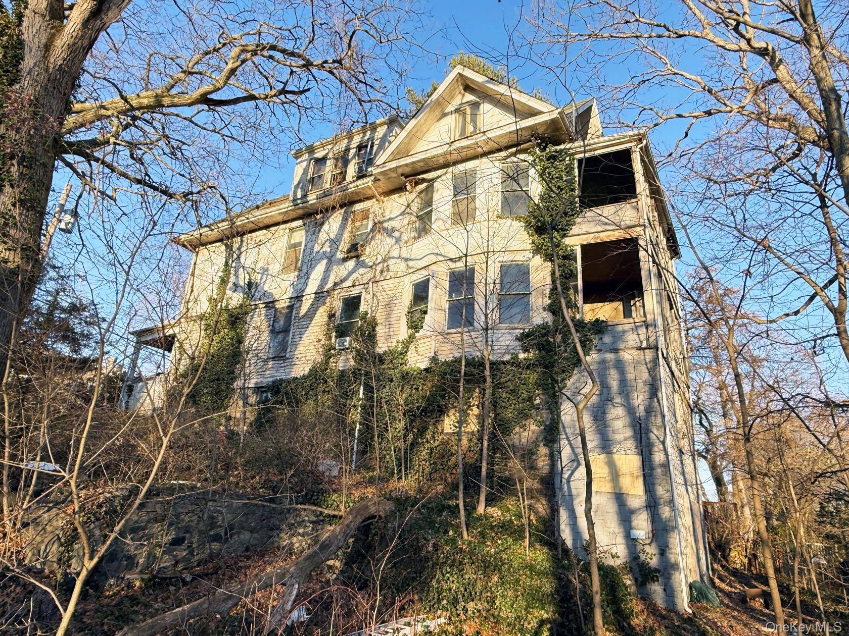 Casa com 6 Quartos à Venda em Bronxville - Nova Iorque - EUA - 3