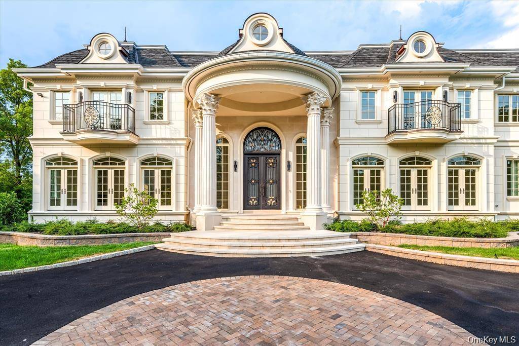 Casa com 6 Quartos à Venda em Great Neck - NY - EUA - 2