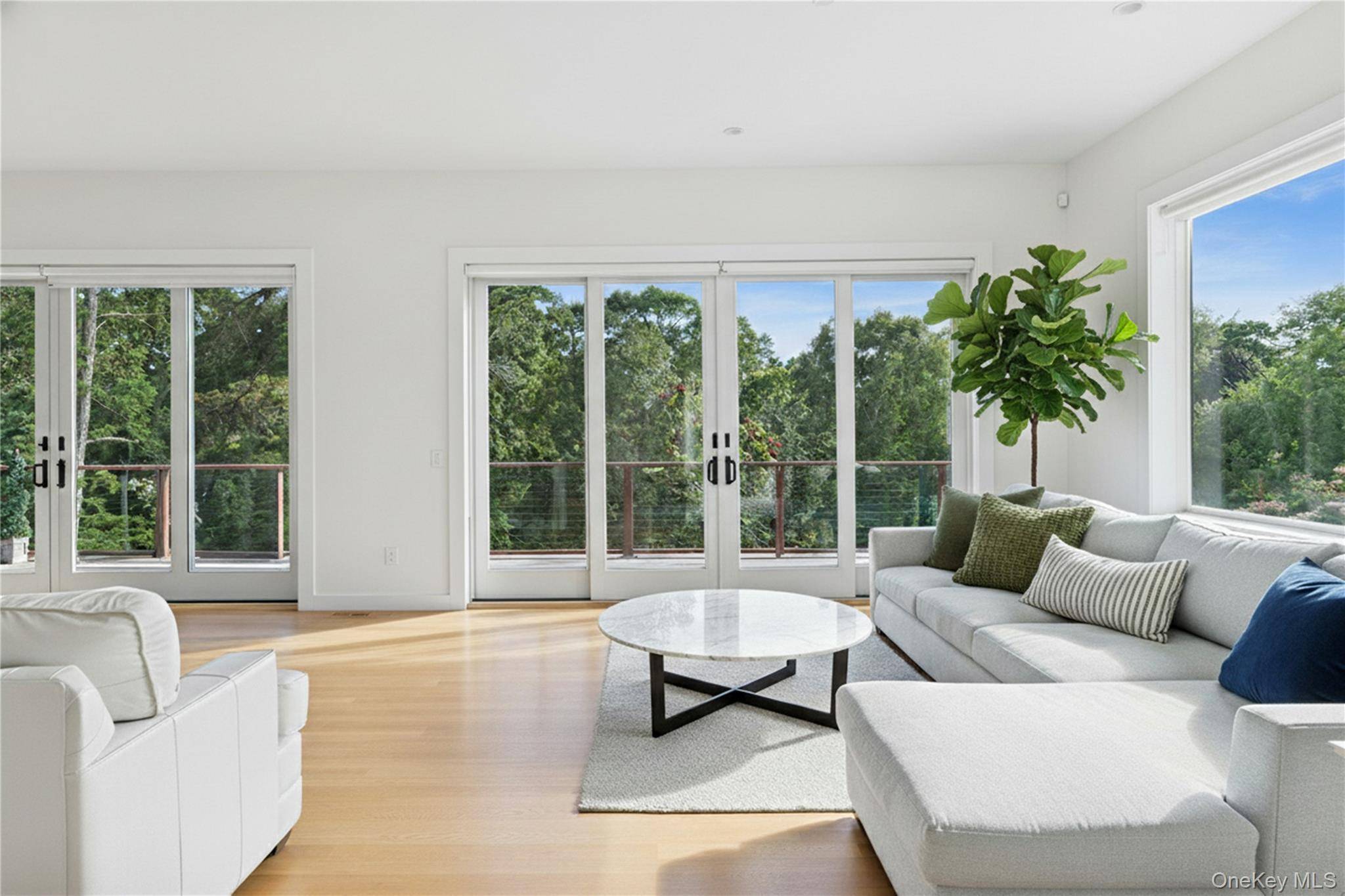 Casa com 6 Quartos à Venda em Hampton Bays - Nova Iorque - EUA - 8