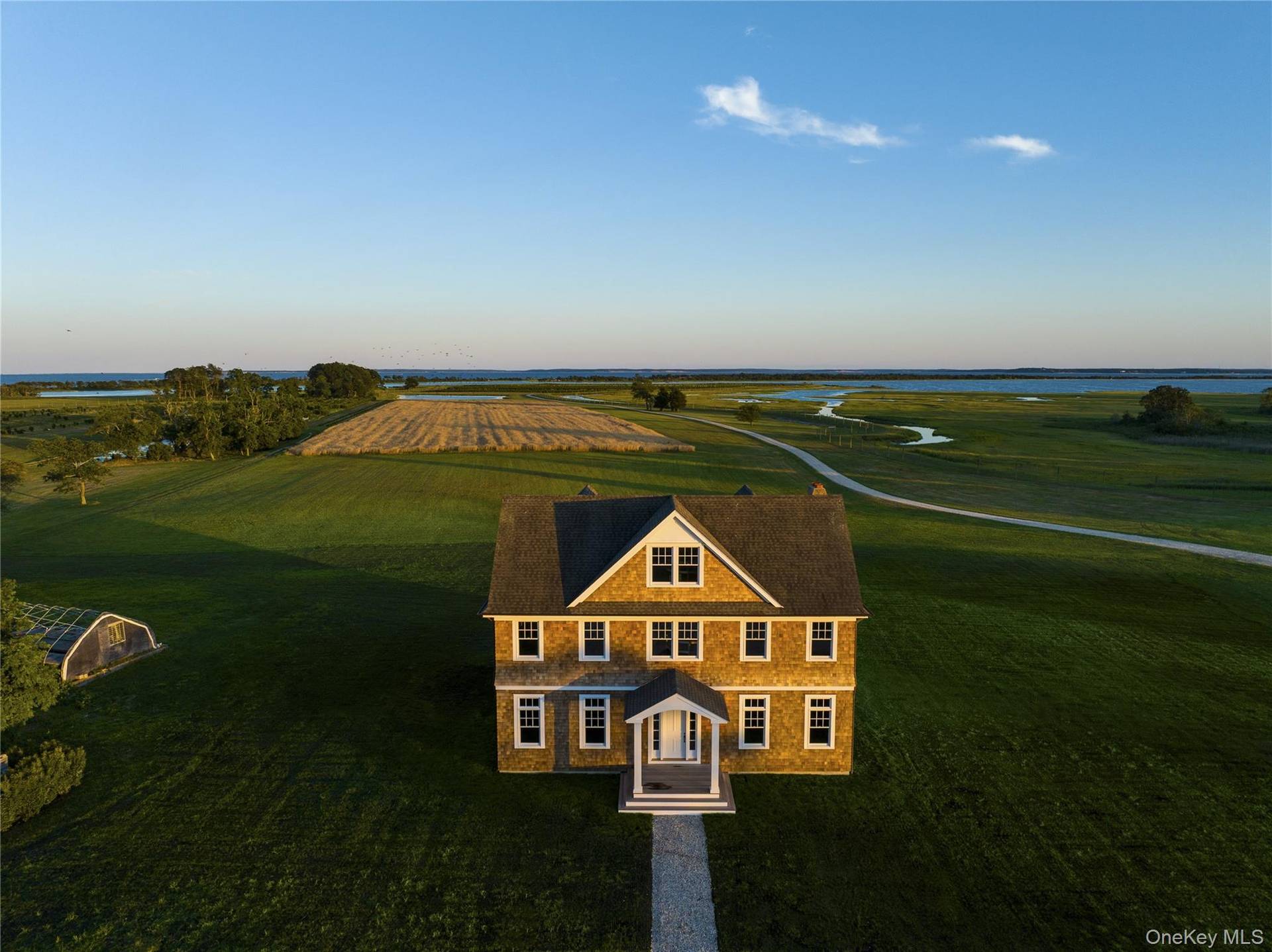Maison de 6 Chambres à Vendre à Orient, NY, États-Unis - 3