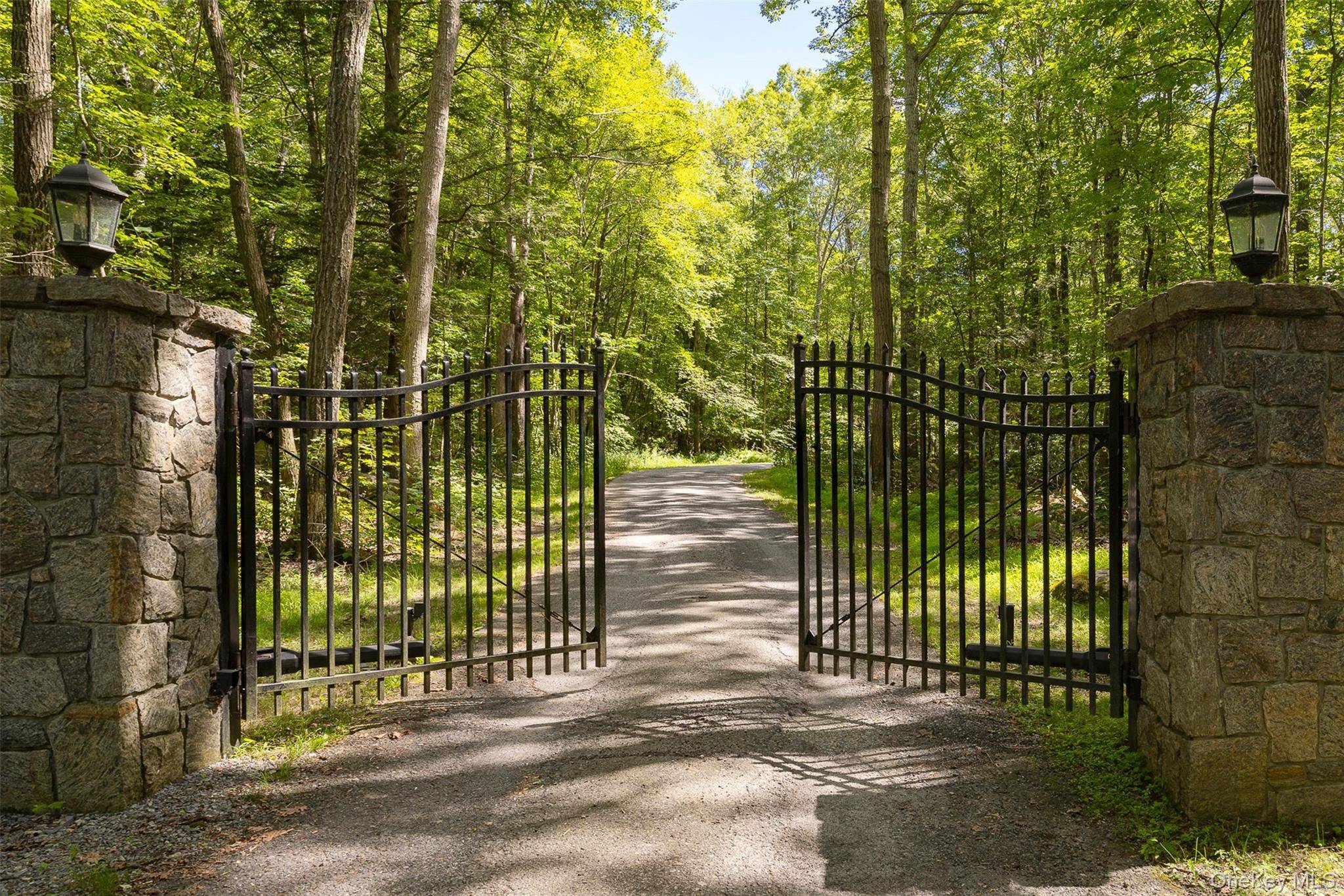 Casa de 6 Dormitorios en Venta en Pawling - Nueva York - EE. UU. - 1